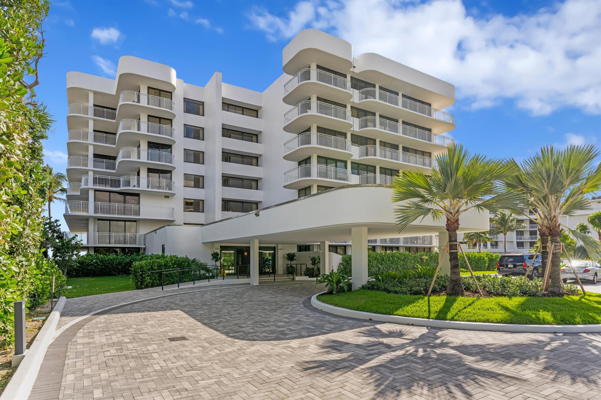 PALM BEACH STRATFORD COND - Residential