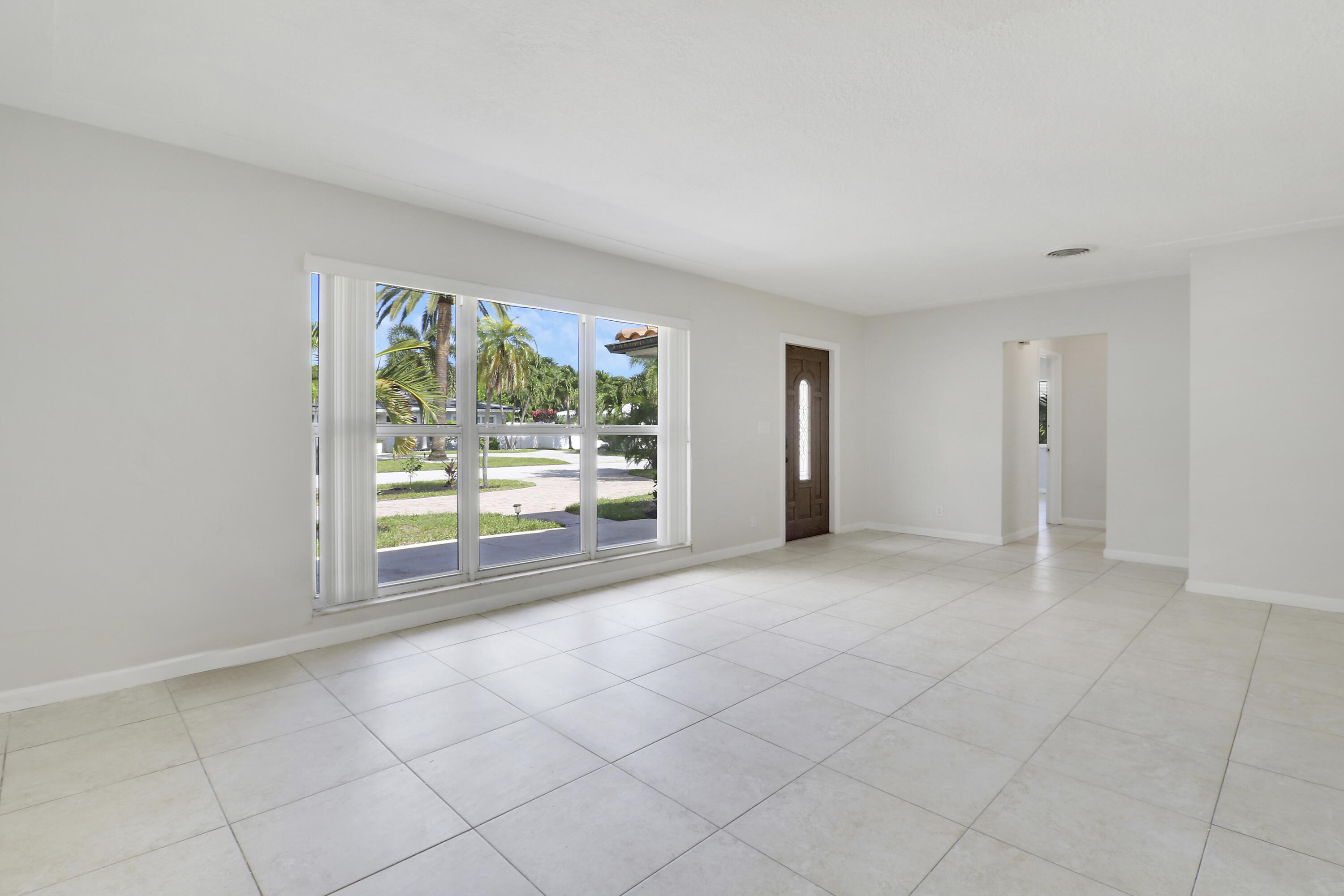 LIGHTHOUSE POINT FIRST SEC - Residential Lease