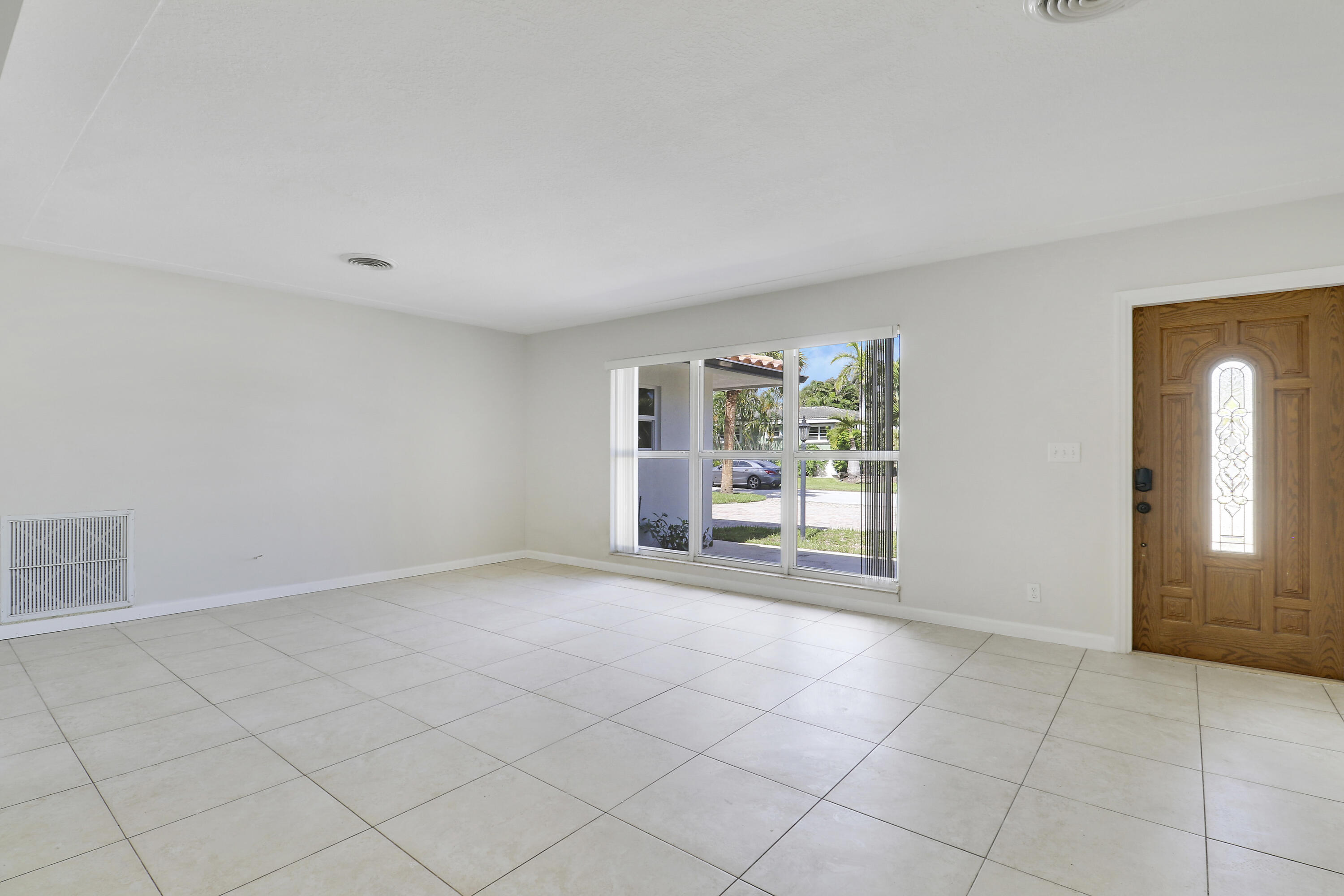 LIGHTHOUSE POINT FIRST SEC - Residential Lease