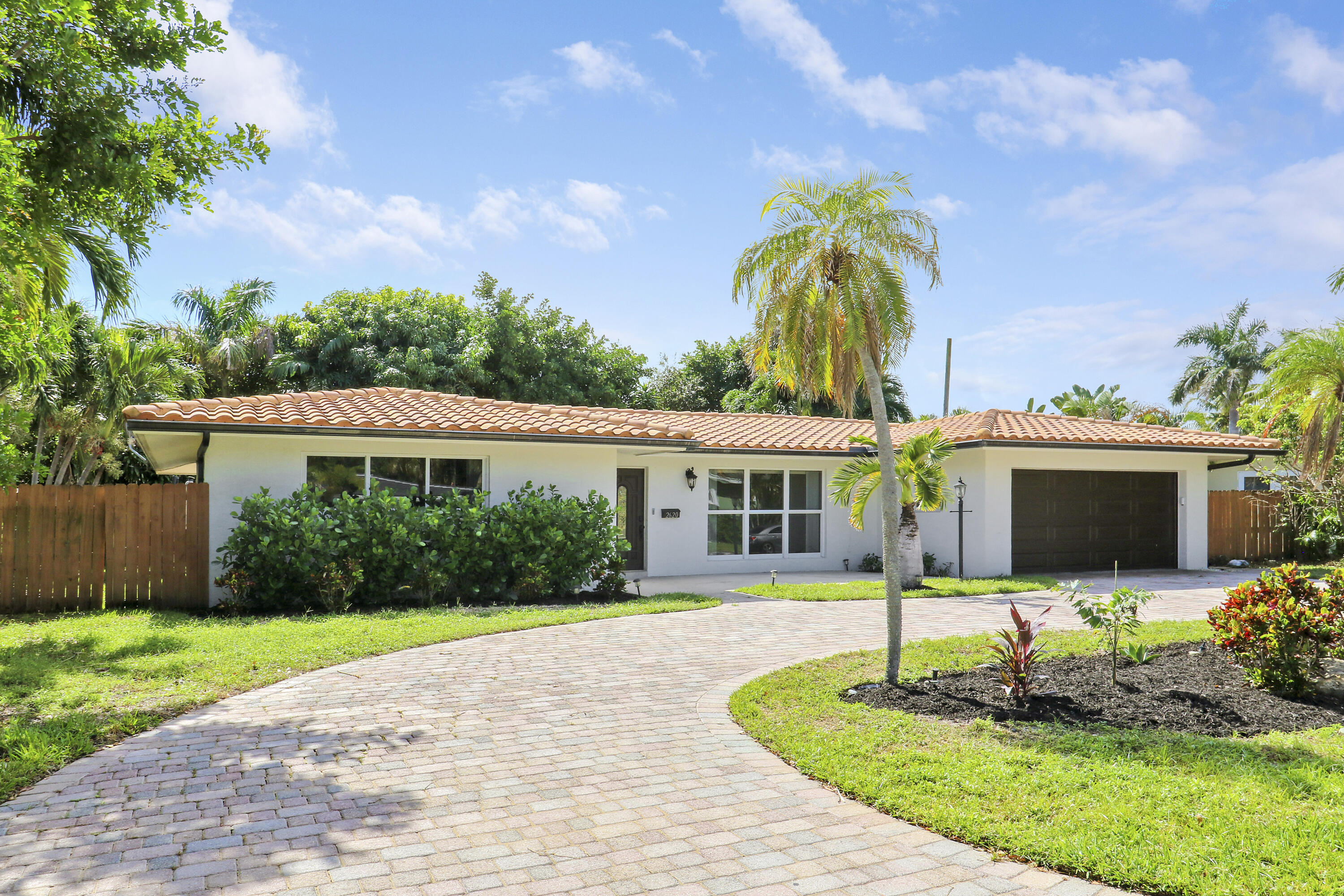 LIGHTHOUSE POINT FIRST SEC - Residential Lease