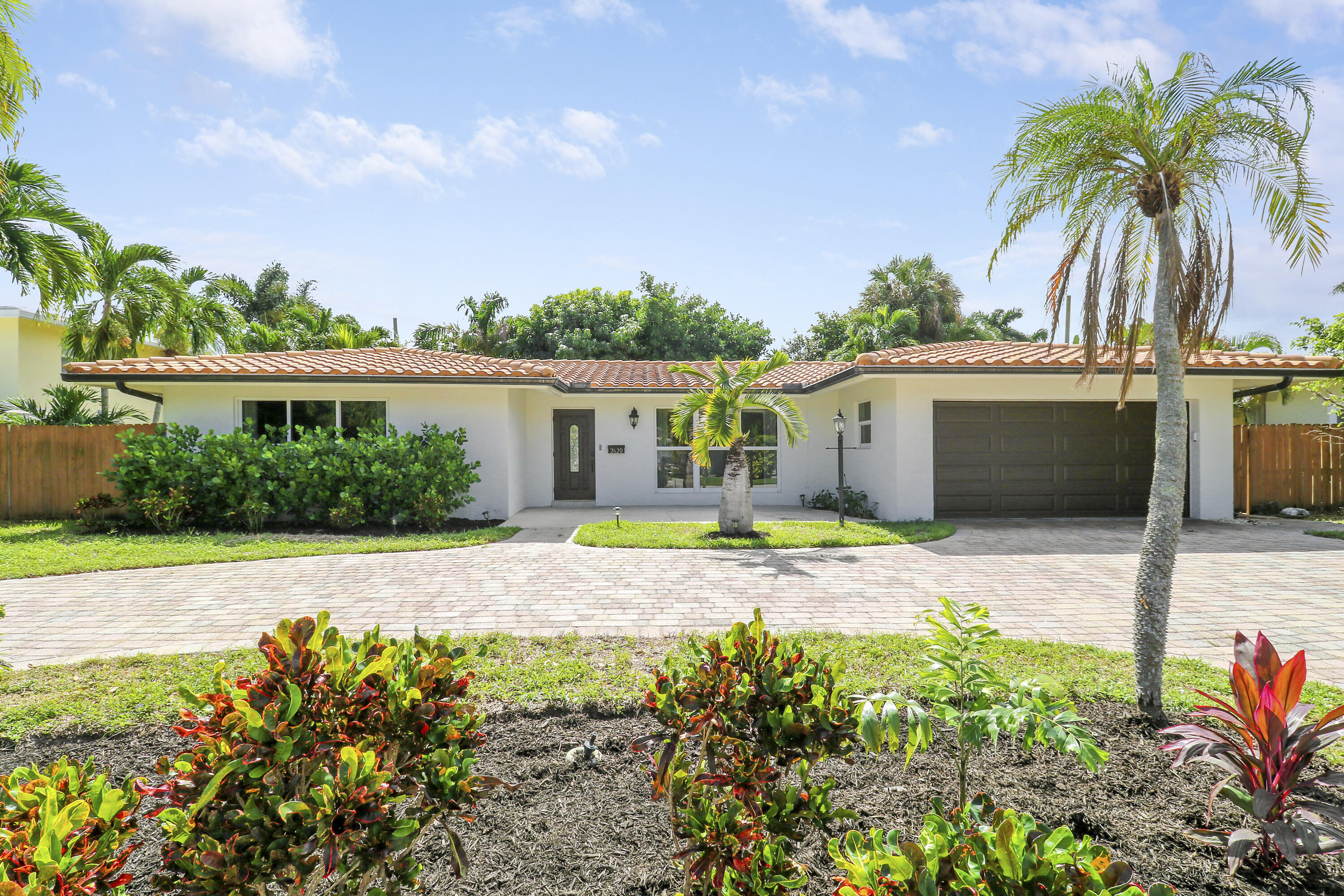 LIGHTHOUSE POINT FIRST SEC - Residential Lease