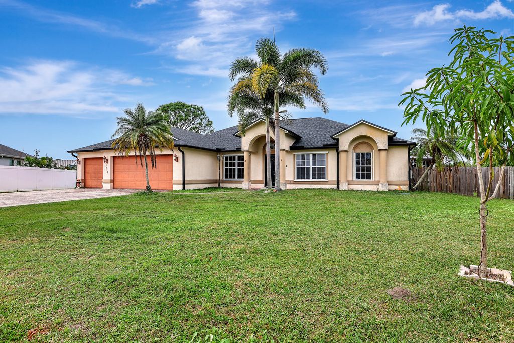 Photo of 5842 NW Gabo Court, Port Saint Lucie, FL 34986 (MLS # R10949313)