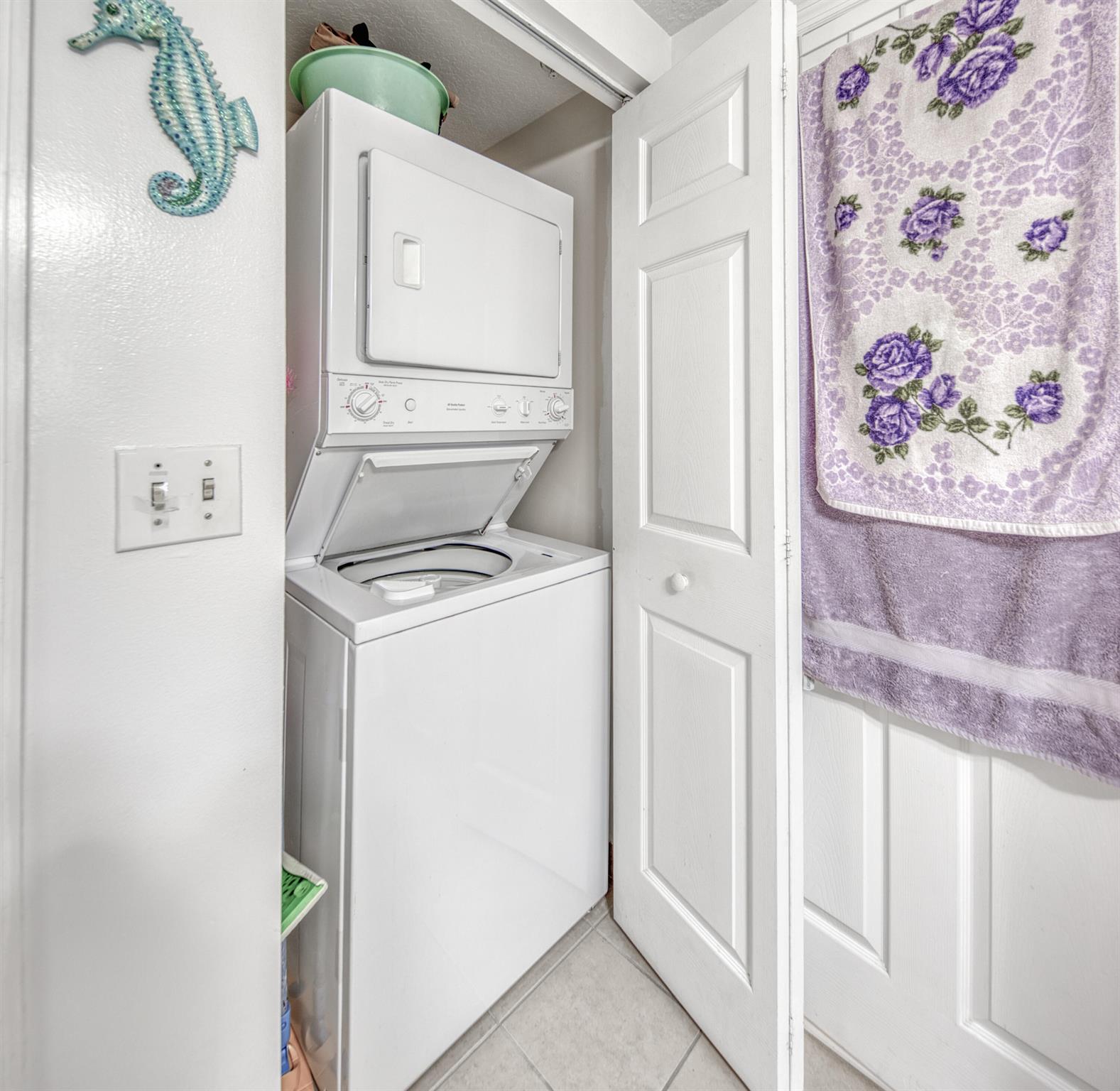 LUCERNE CONDO - Residential