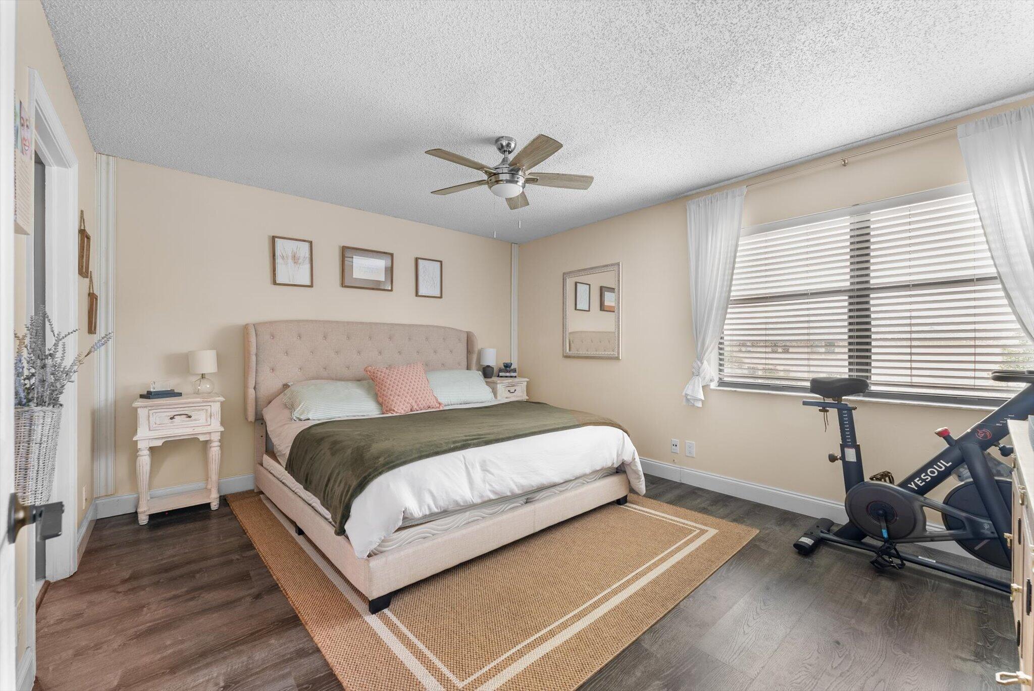 NORTHPOINTE I - Residential