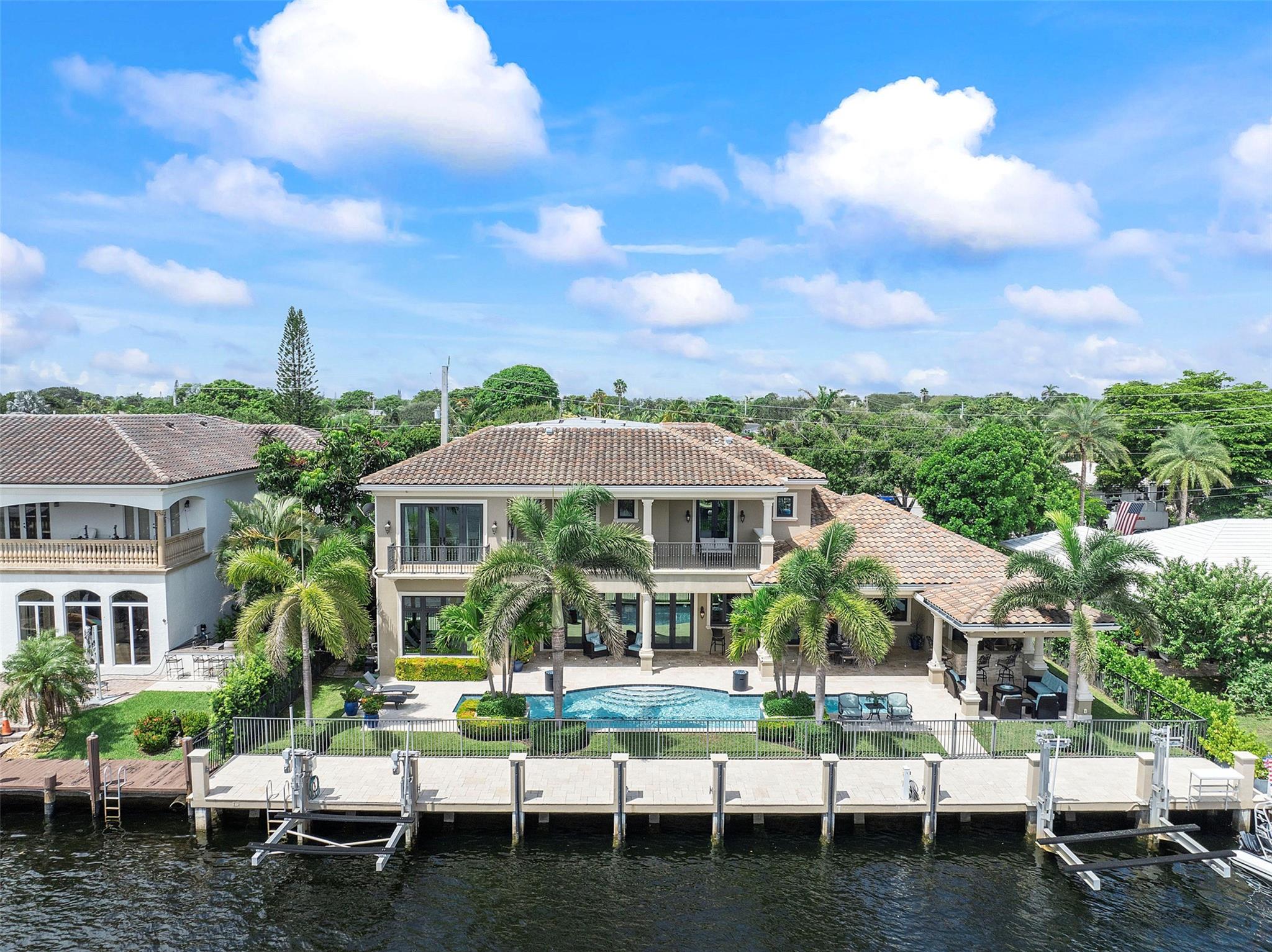 Lighthouse Point 6th Sec - Residential