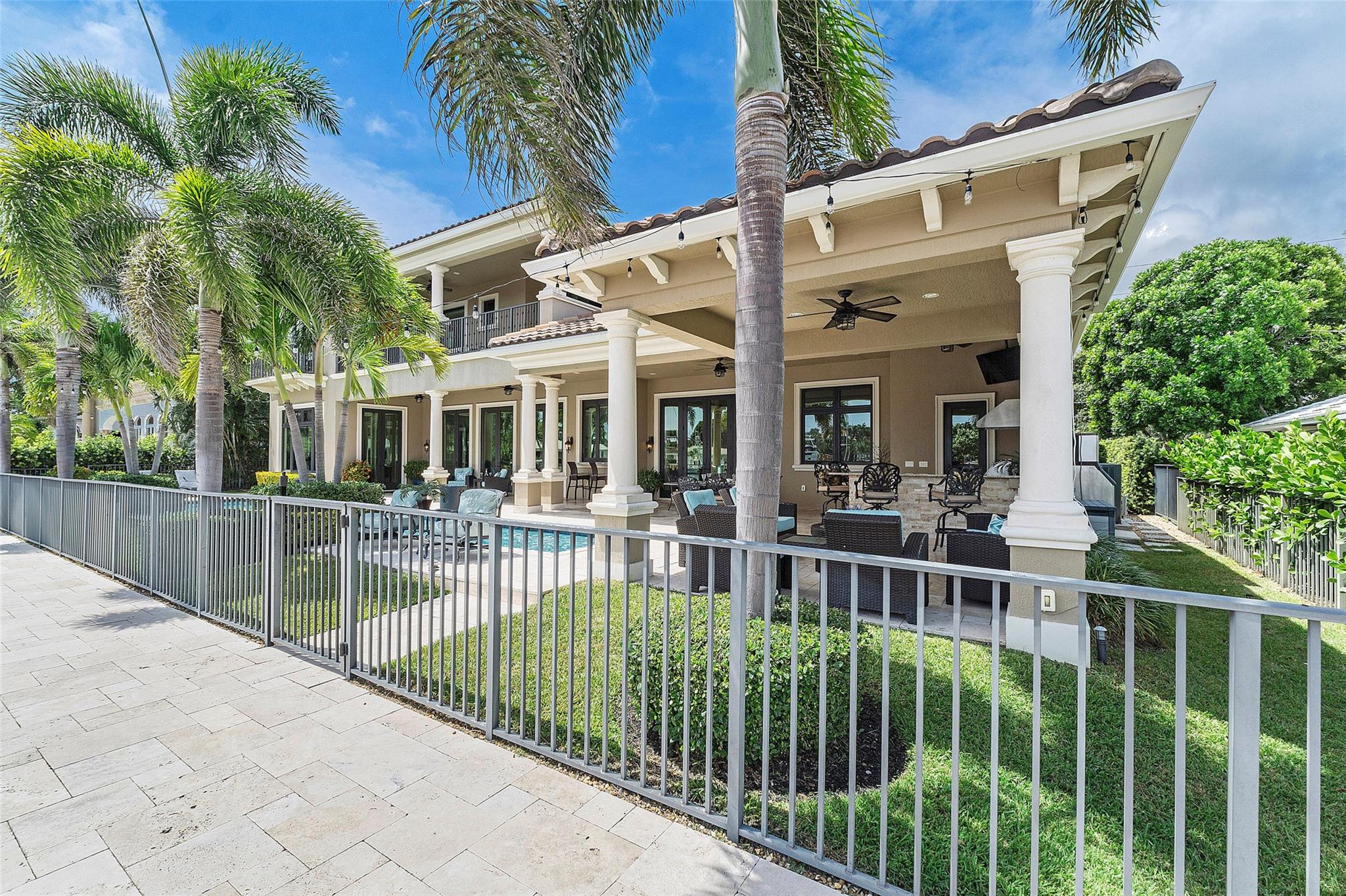 Lighthouse Point 6th Sec - Residential