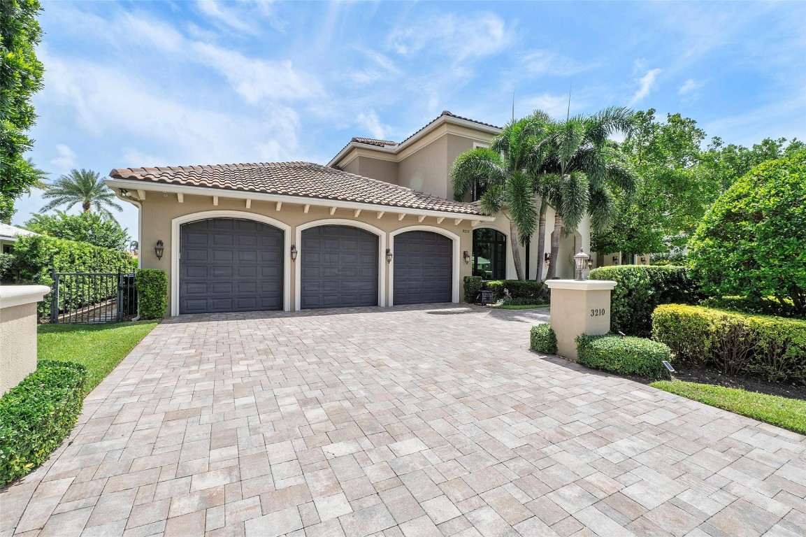 Lighthouse Point 6th Sec - Residential