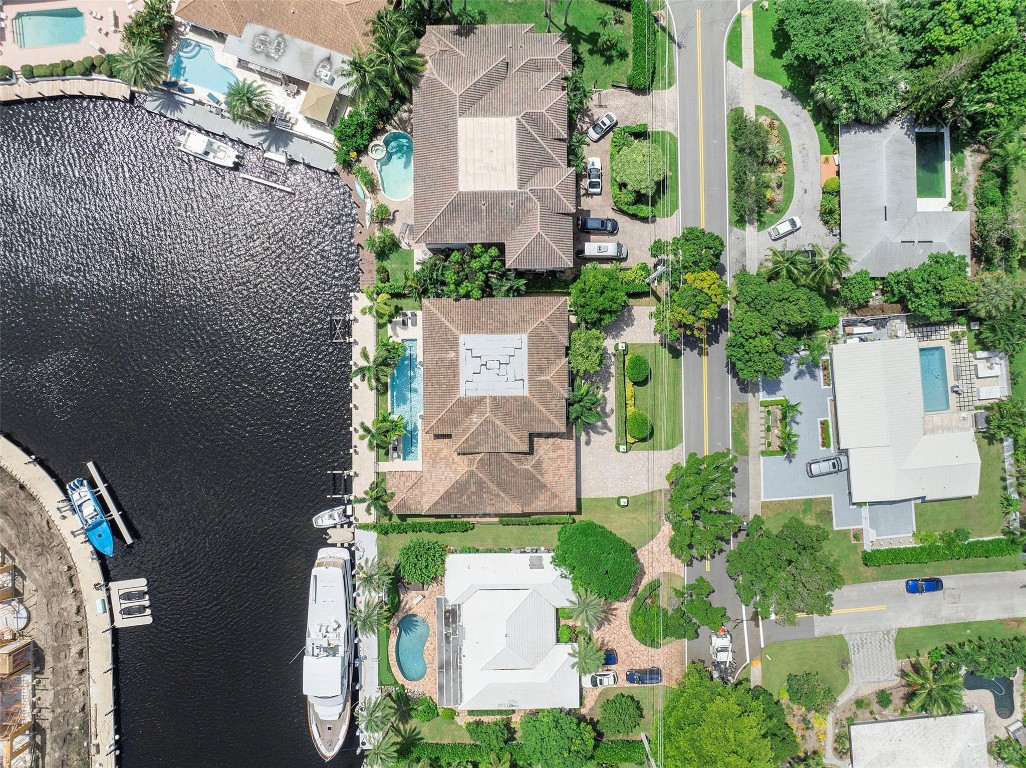 Lighthouse Point 6th Sec - Residential