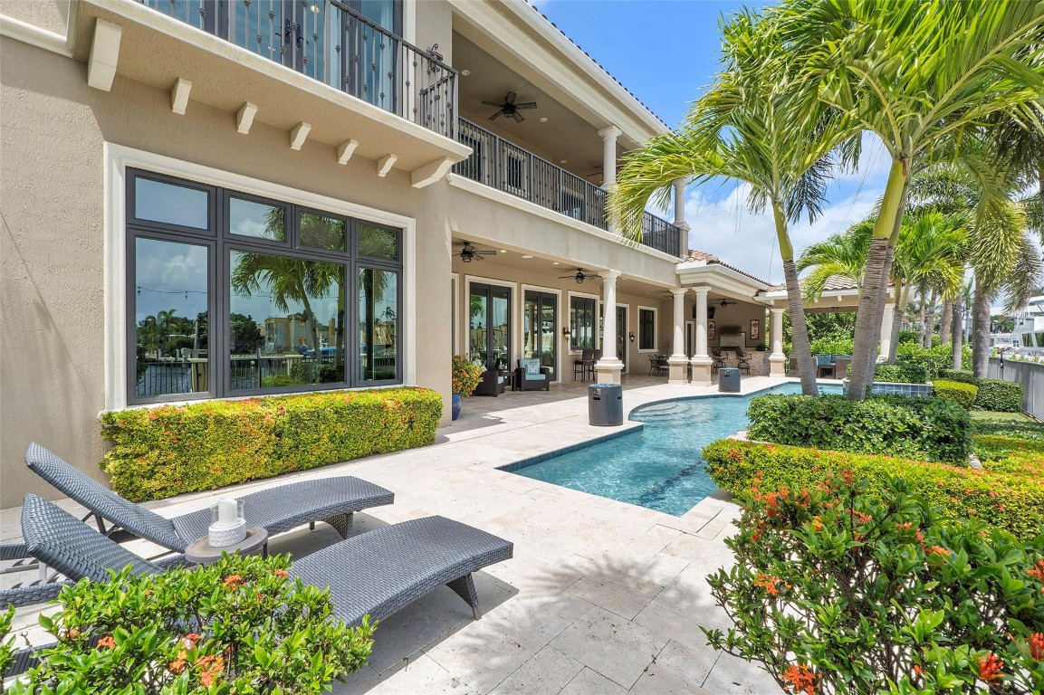 Lighthouse Point 6th Sec - Residential