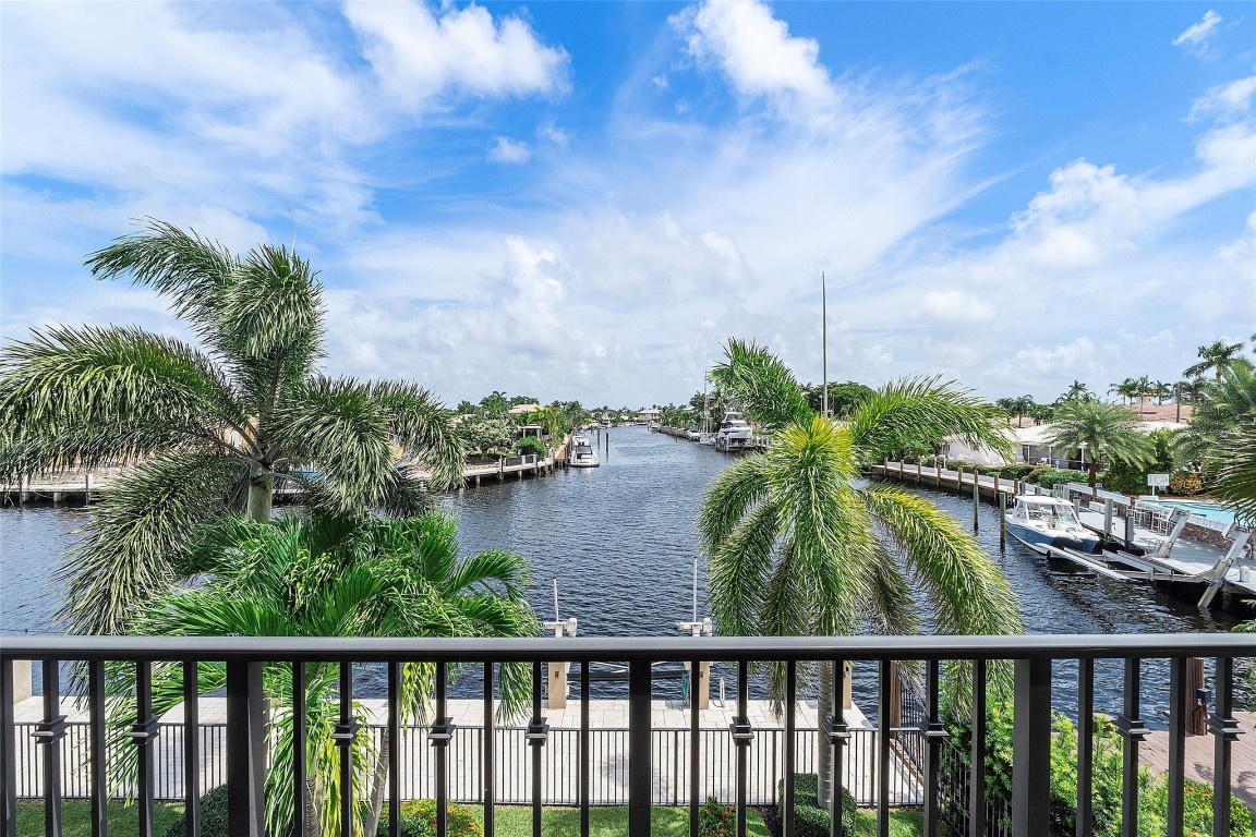 Lighthouse Point 6th Sec - Residential