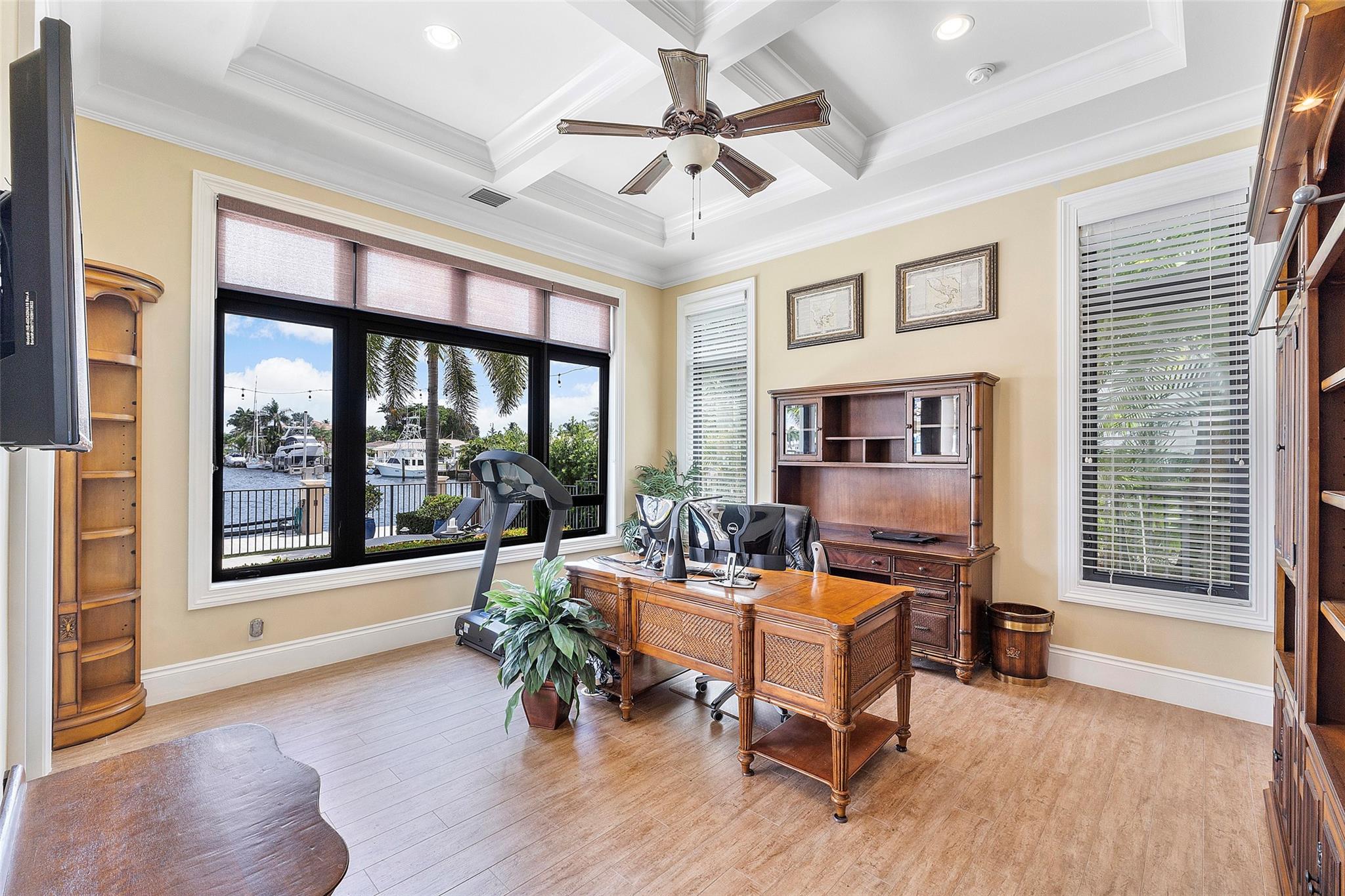 Lighthouse Point 6th Sec - Residential