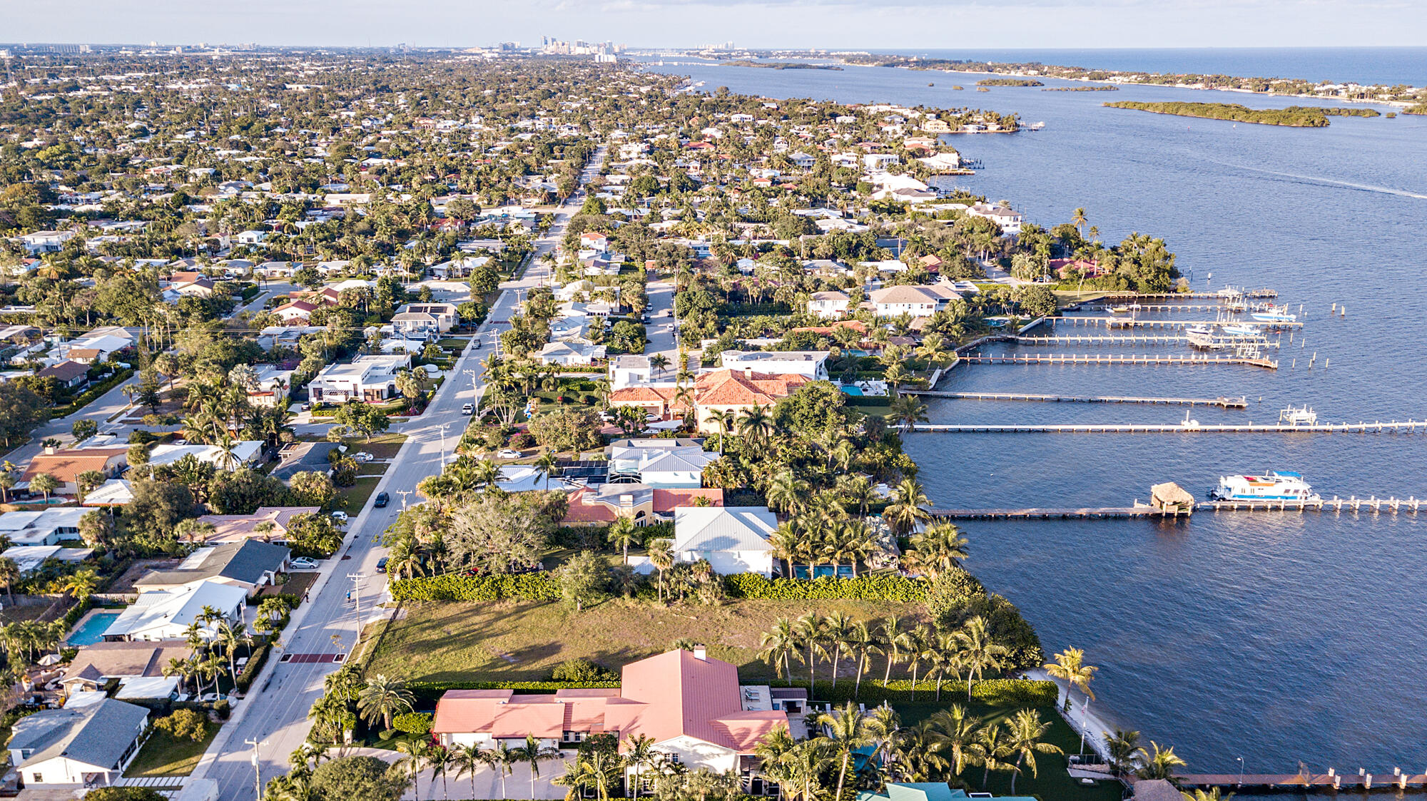 NORTH LAKE WORTH - Land