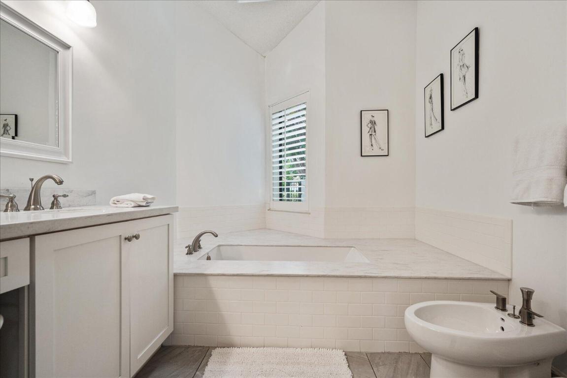 WINDSOR WAY 2 - Residential Lease