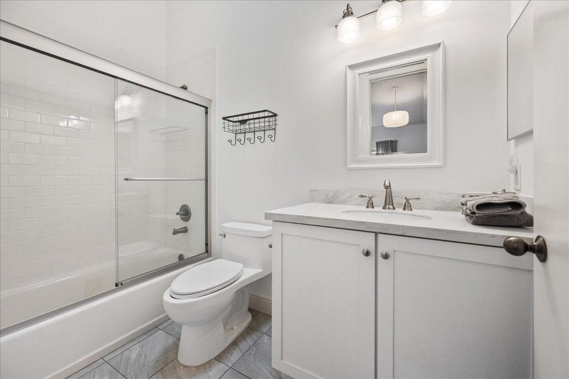 WINDSOR WAY 2 - Residential Lease