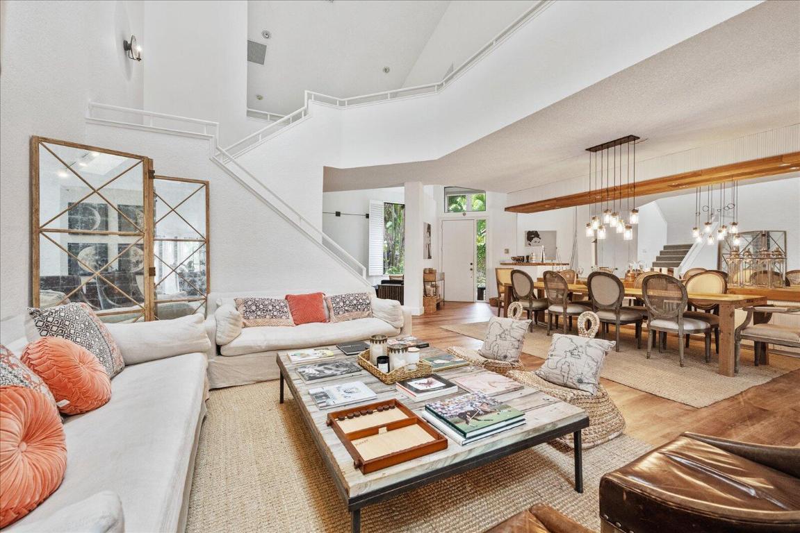 WINDSOR WAY 2 - Residential Lease