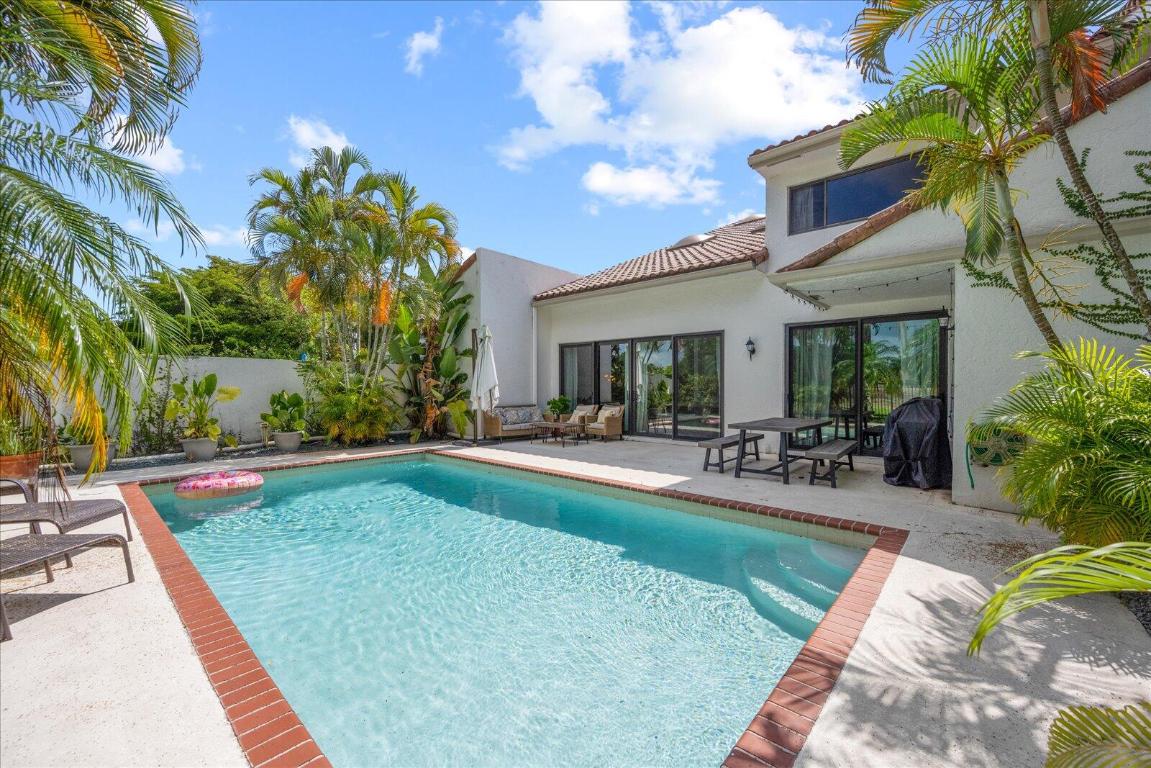 WINDSOR WAY 2 - Residential Lease
