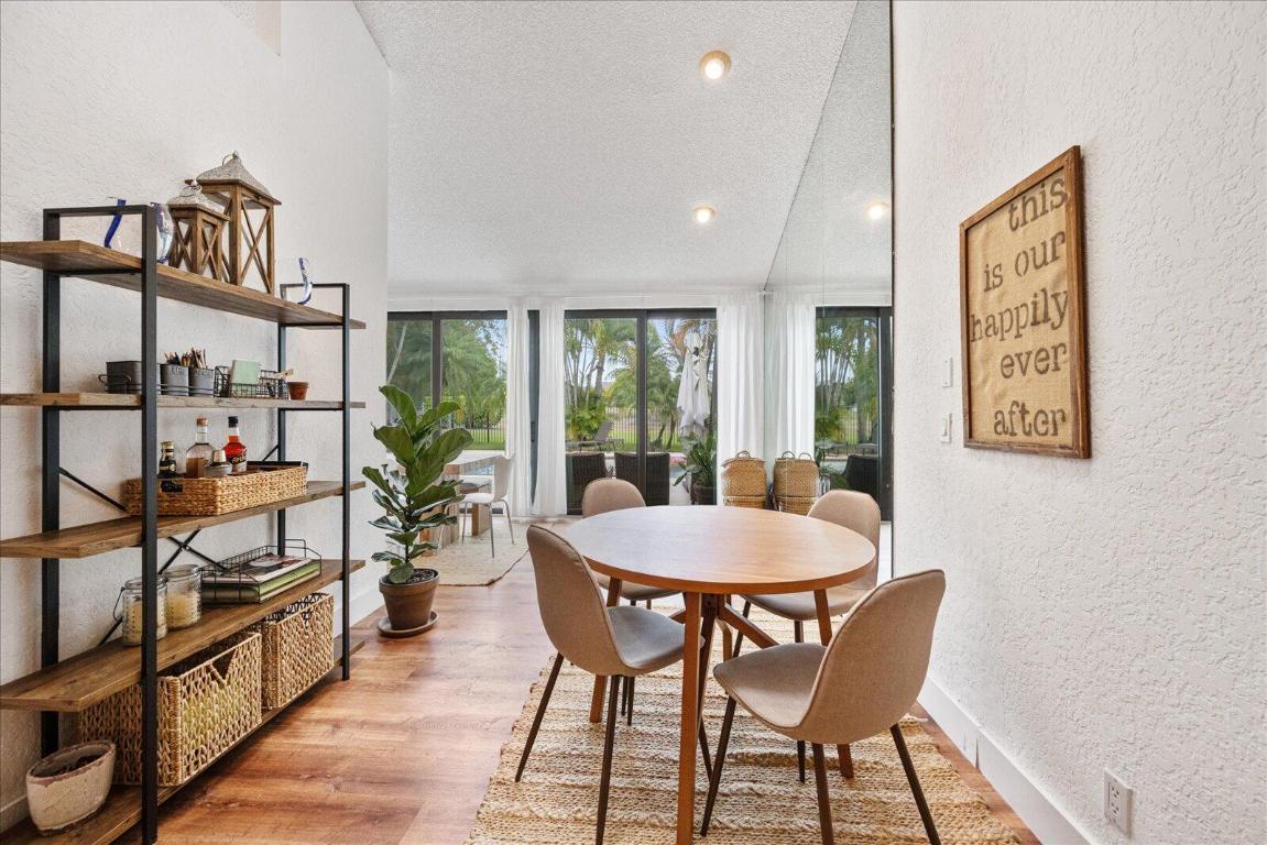 WINDSOR WAY 2 - Residential Lease