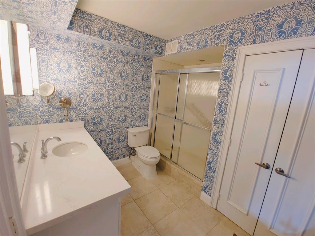 PORTOFINO SOUTH CONDO EST - Residential Lease