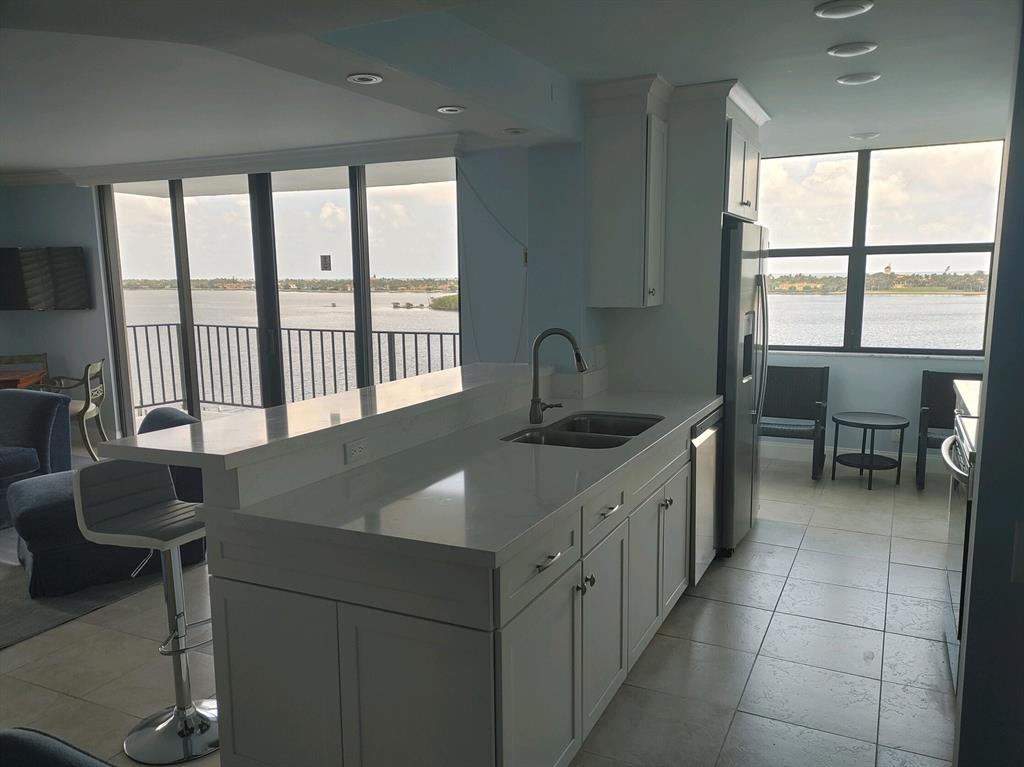 PORTOFINO SOUTH CONDO EST - Residential Lease