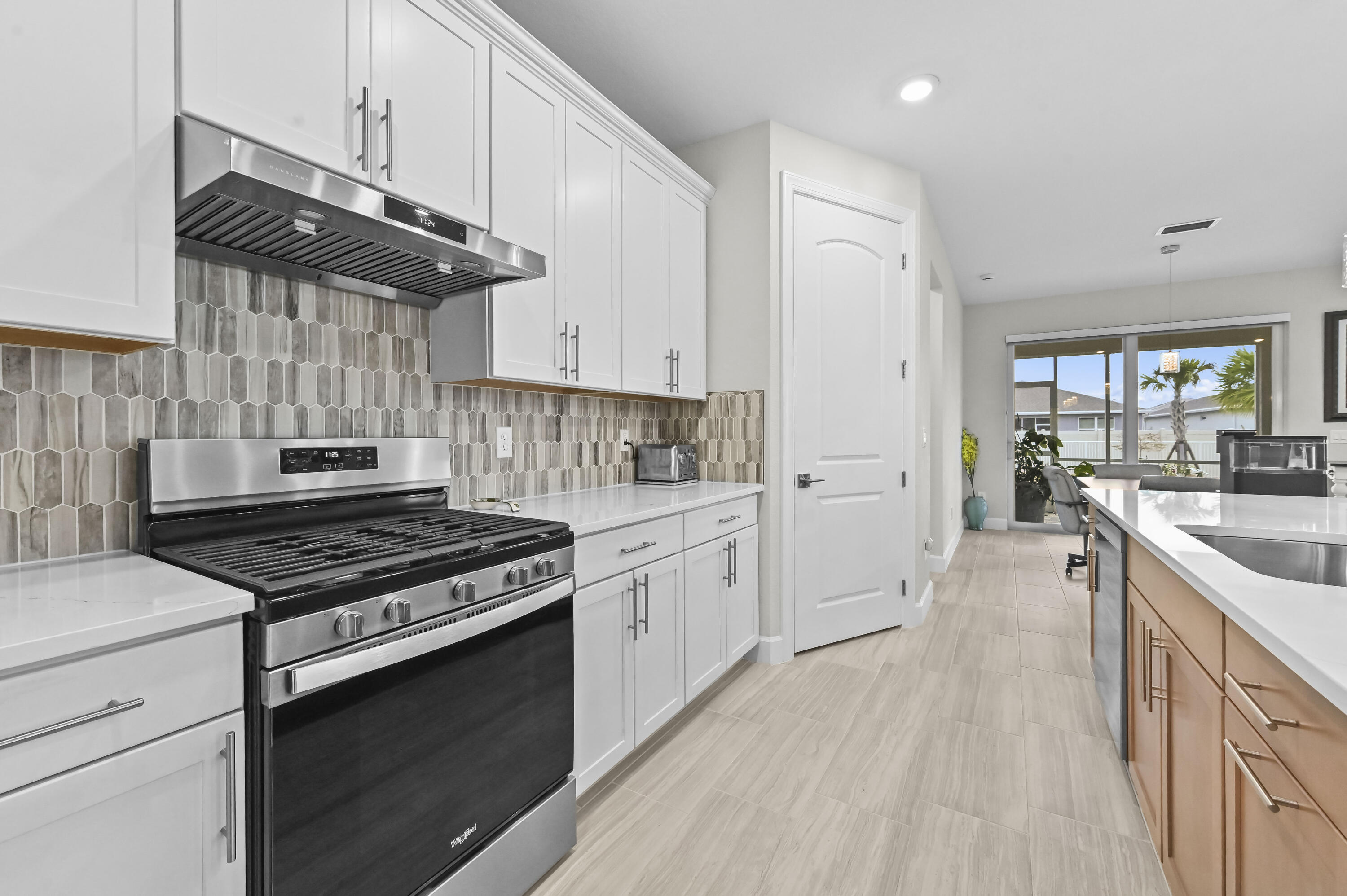 DEL WEBB AT TRADITION - Residential