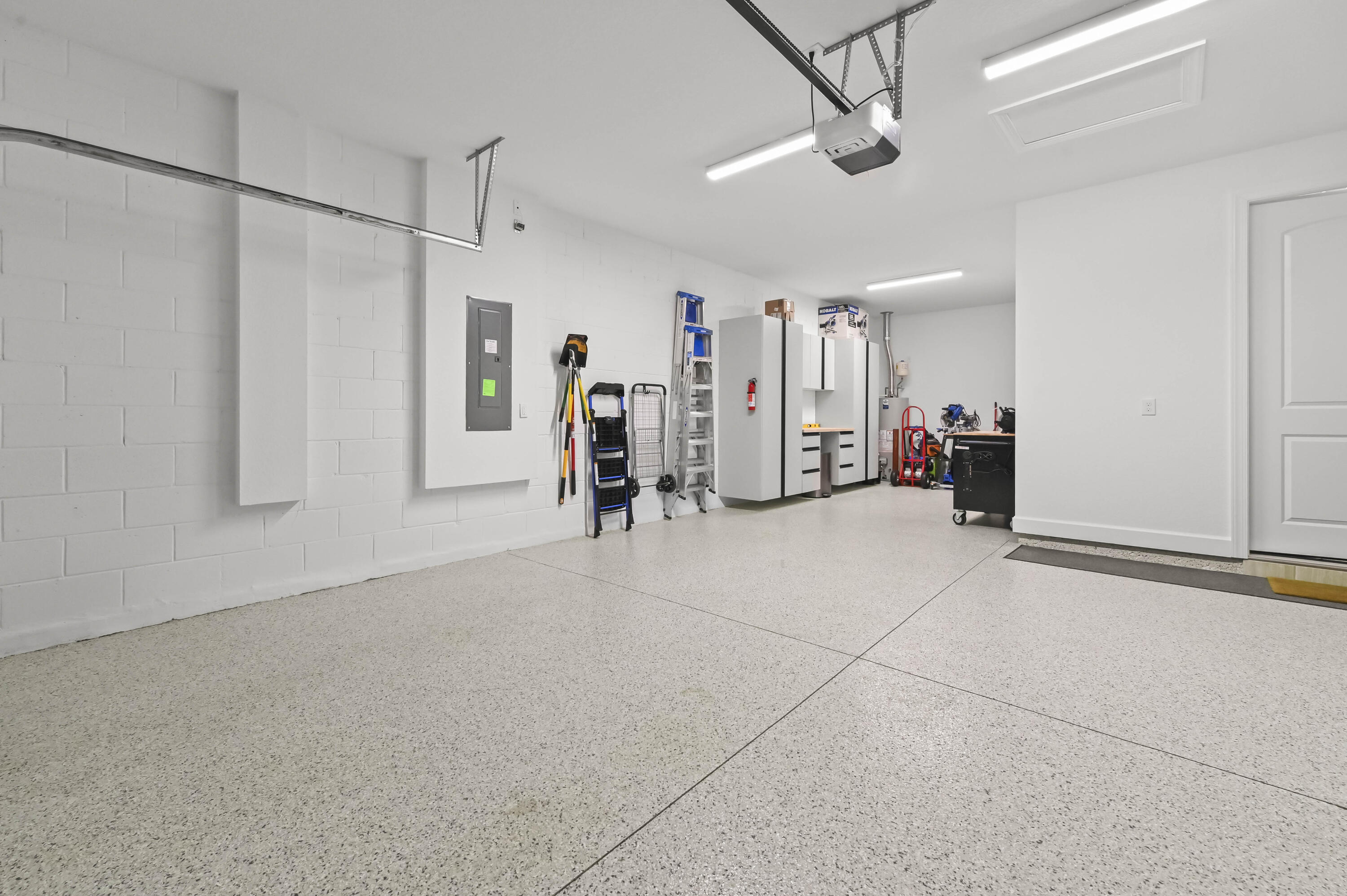 DEL WEBB AT TRADITION - Residential