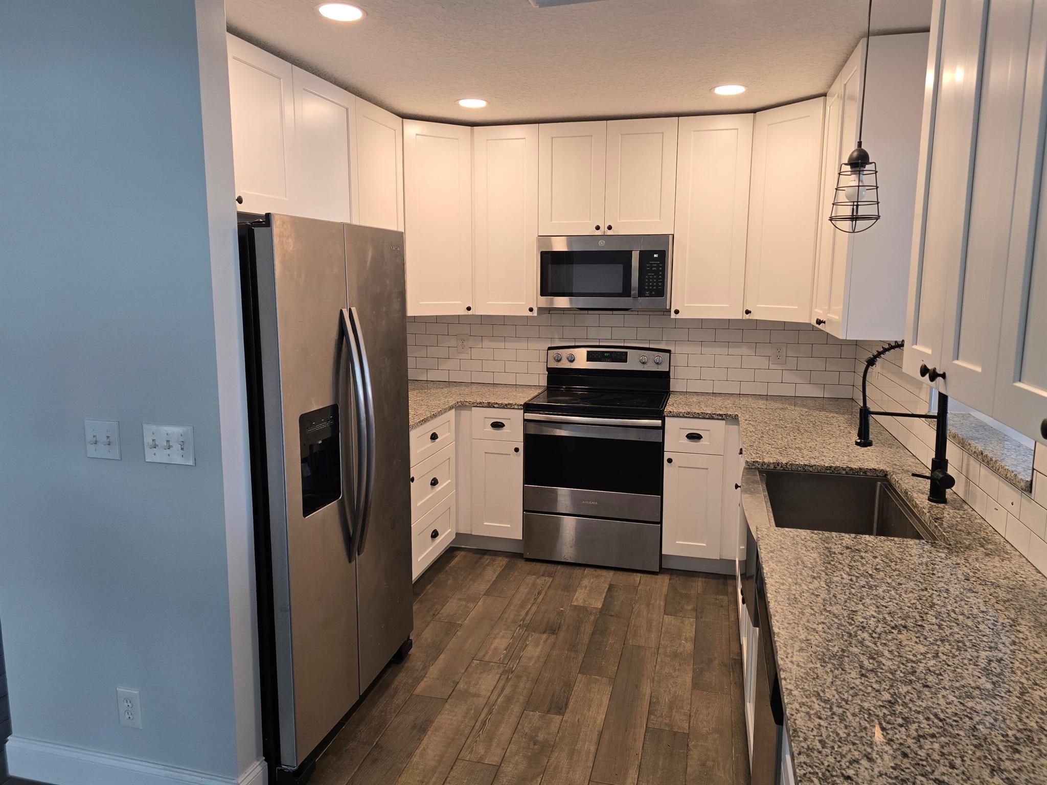 JILLWOOD ACRES - Residential