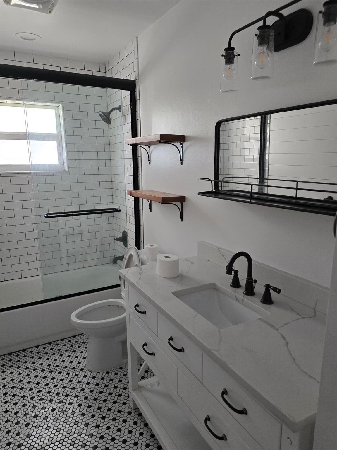 JILLWOOD ACRES - Residential