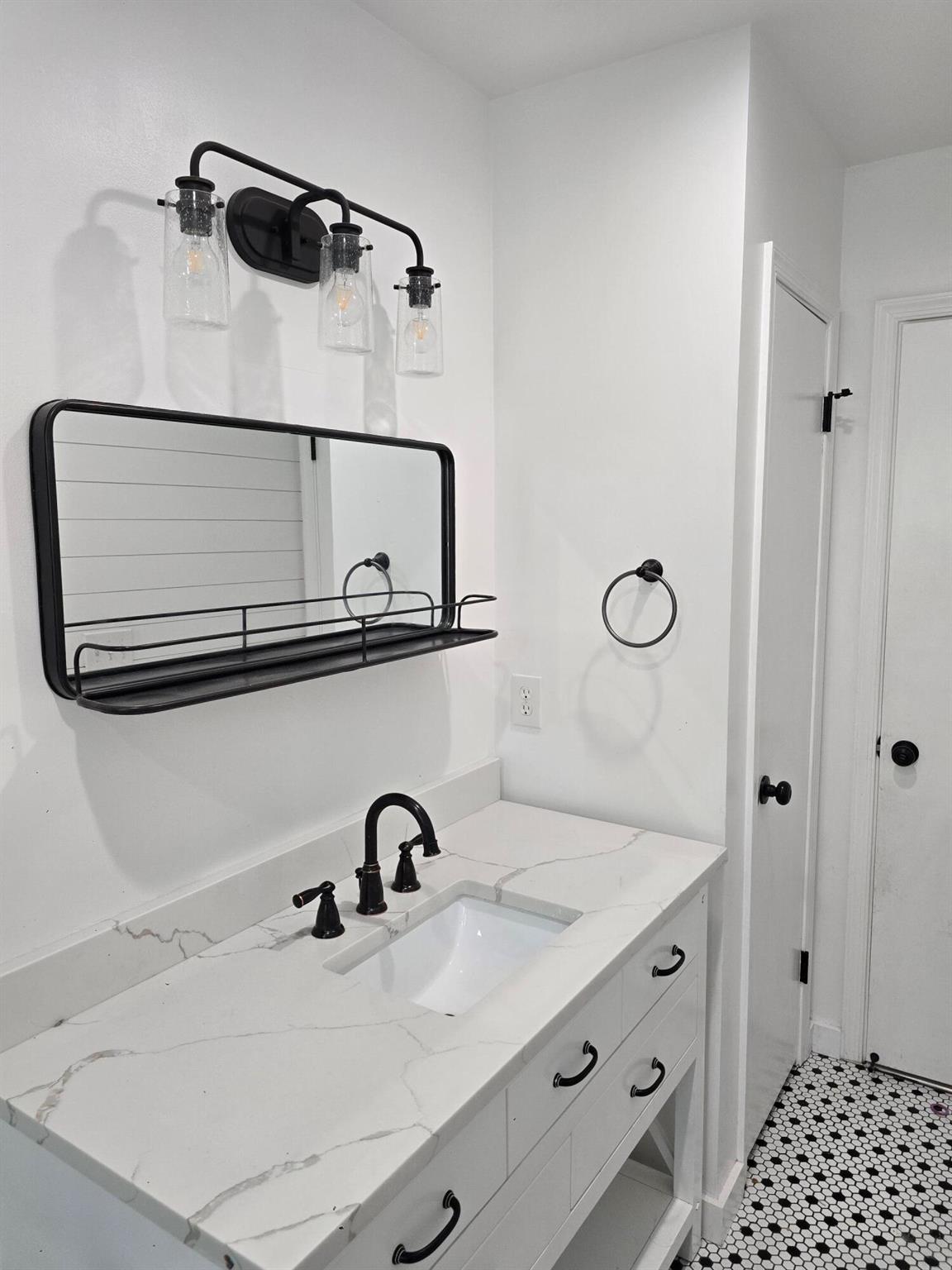 JILLWOOD ACRES - Residential