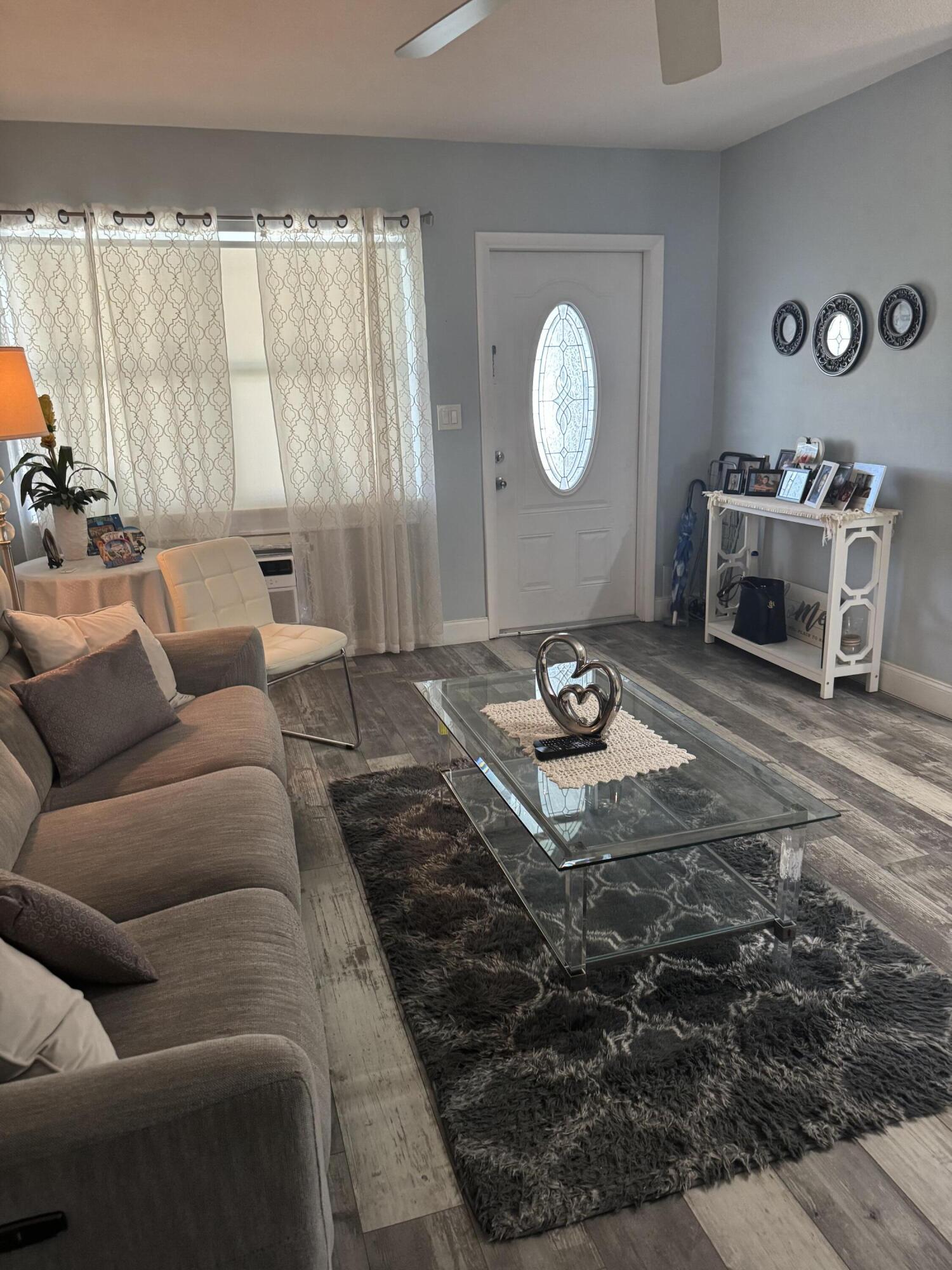 2100 NE 38 Street 221