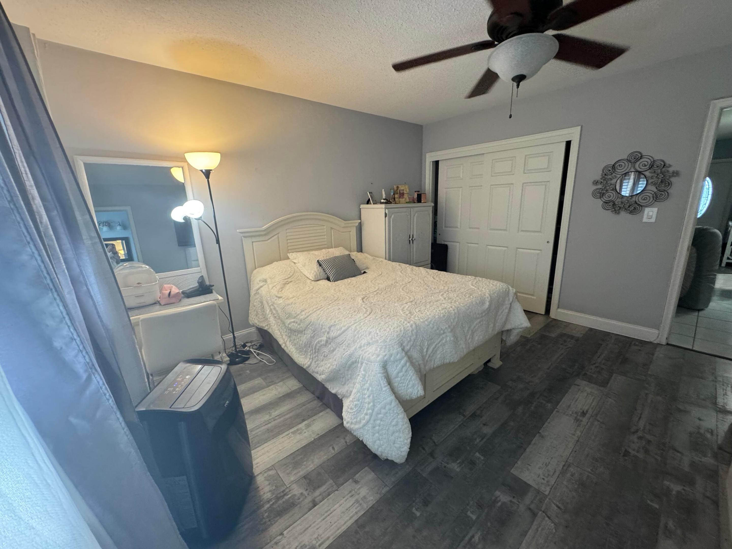 Tarleton Manor - Residential