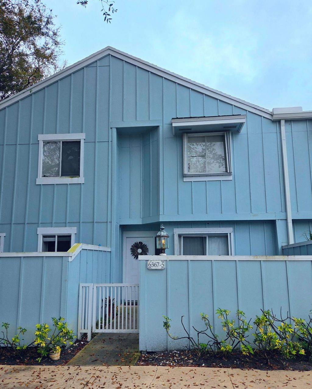 Photo of 6367 Riverwalk Lane #5, Jupiter, FL 33458 (MLS # B26001327)