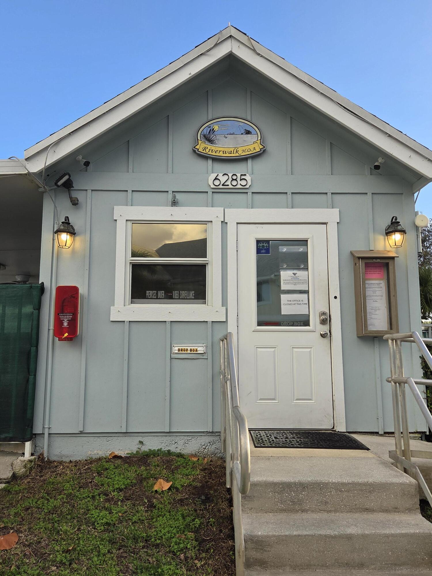 RIVERWALK 1 - Residential Lease