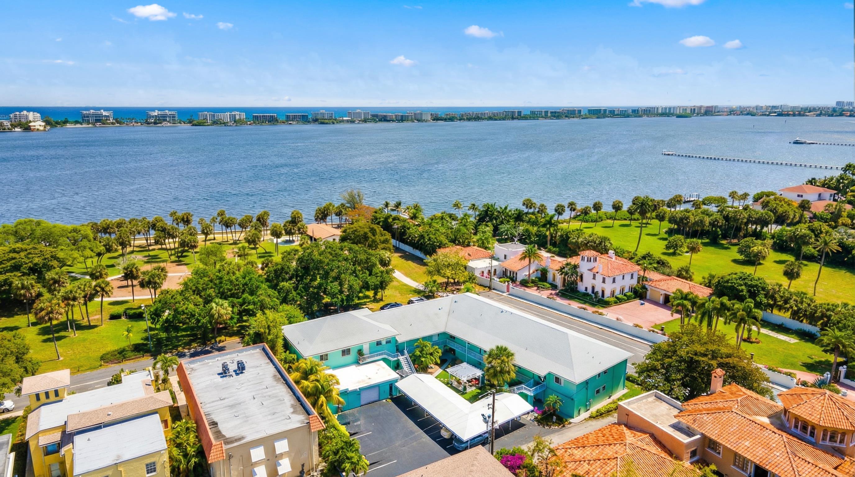 FOUR TWENTY ONE CONDO - Residential