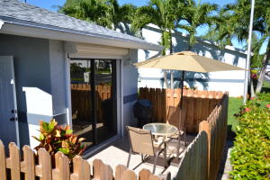 ARBOURS OF THE PALM BEACHES CONDO - Residential