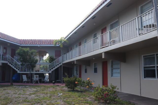 1798 NW 15th Vis 11