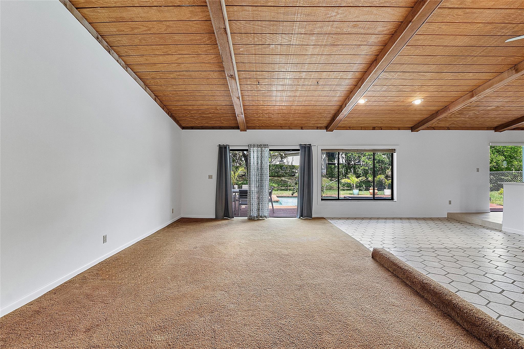 Boulevard East 94-47 B - Residential