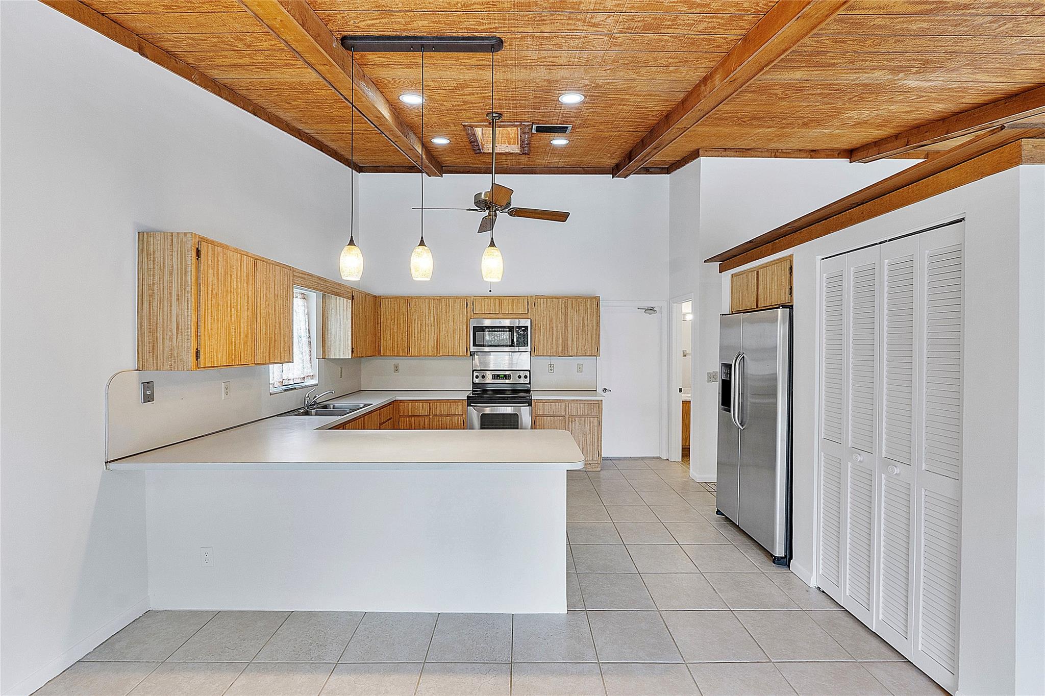 Boulevard East 94-47 B - Residential