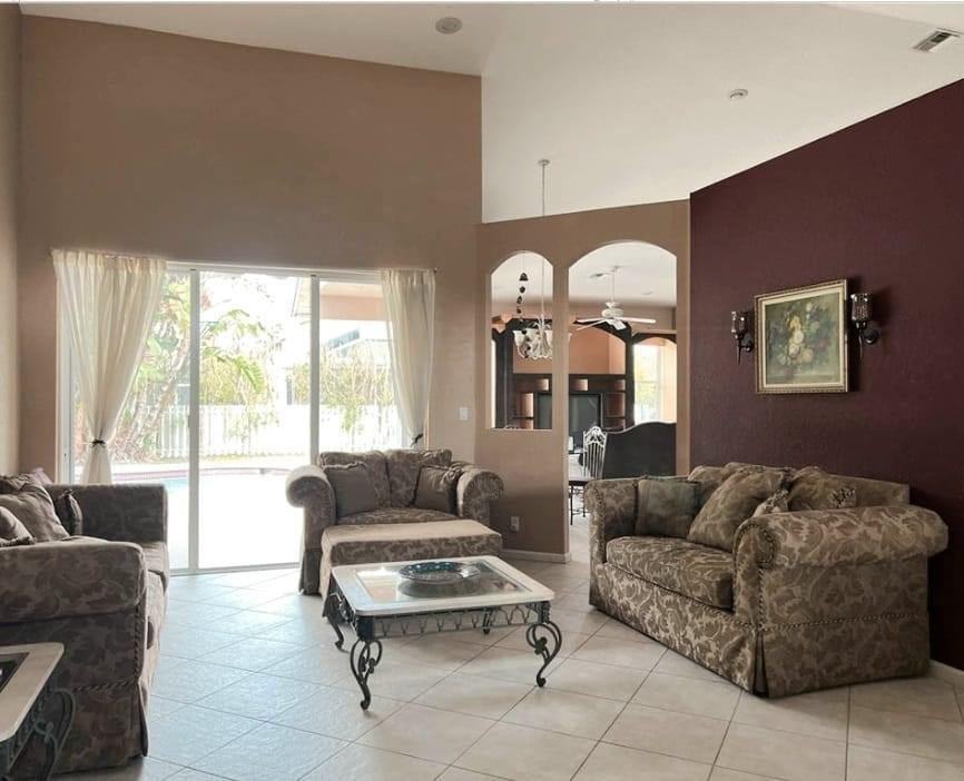 Kensington 146-39 B - Residential