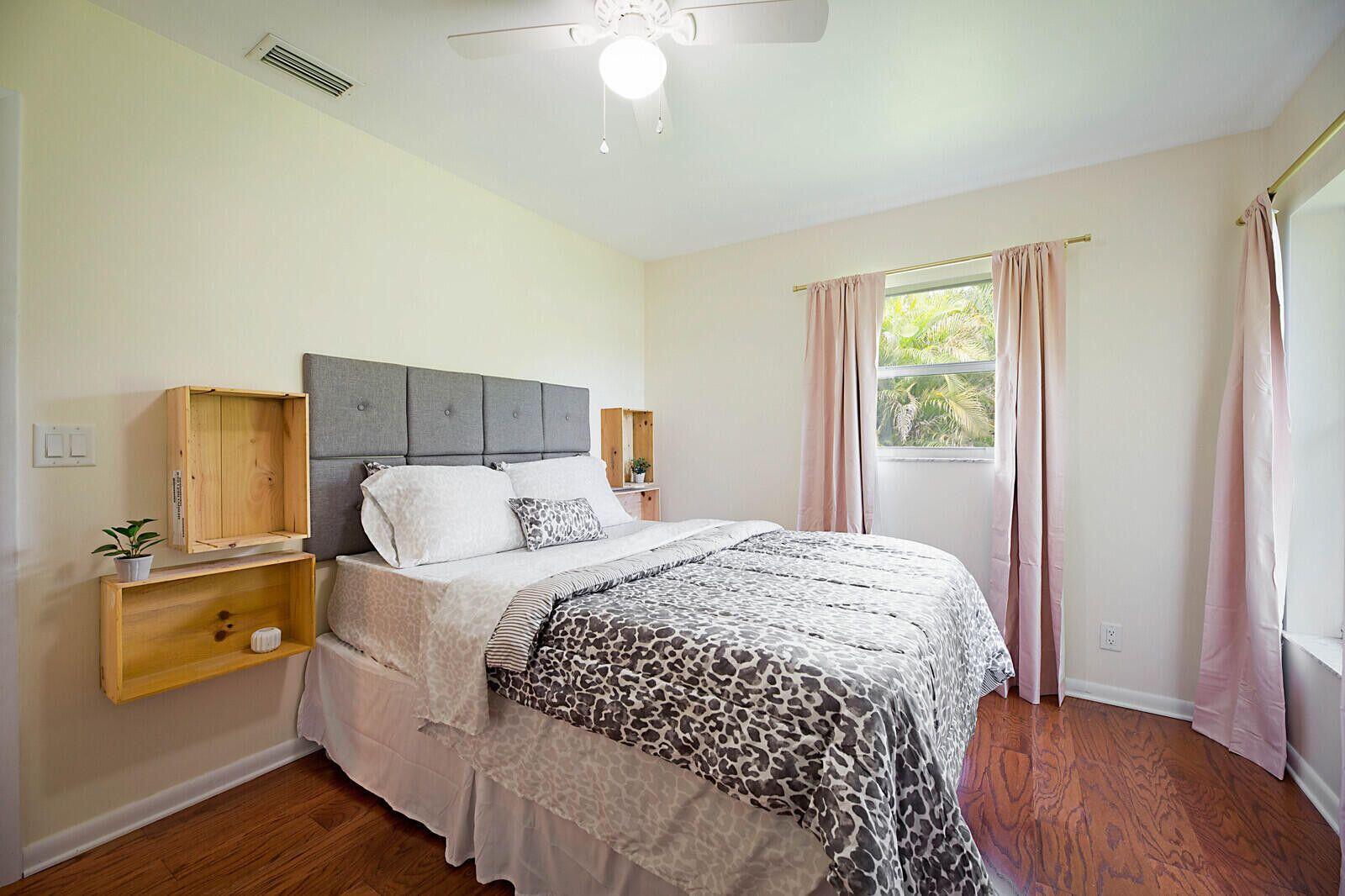 LOXAHATCHEE GROVES - Residential Lease