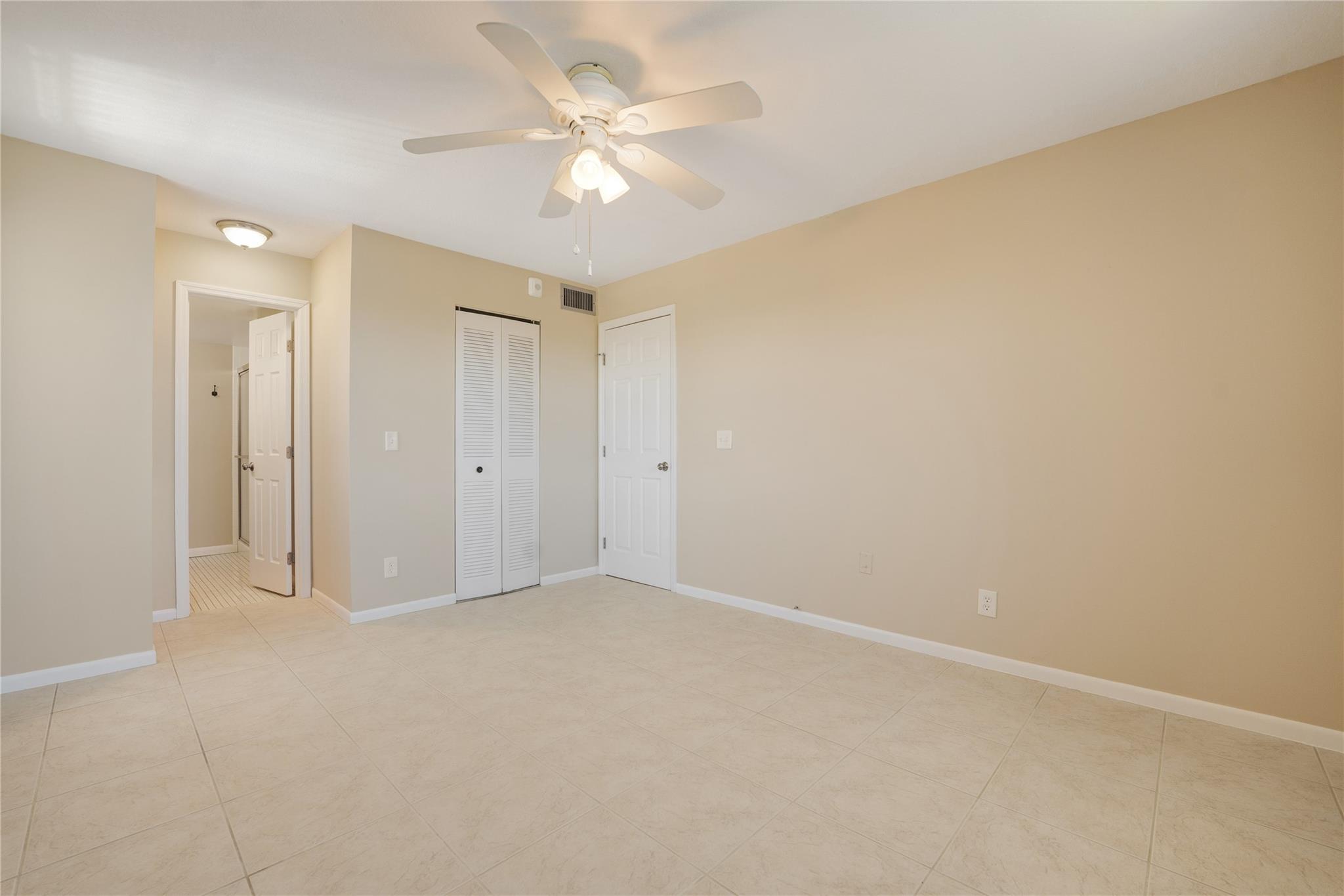 Sunrise Lakes - Residential