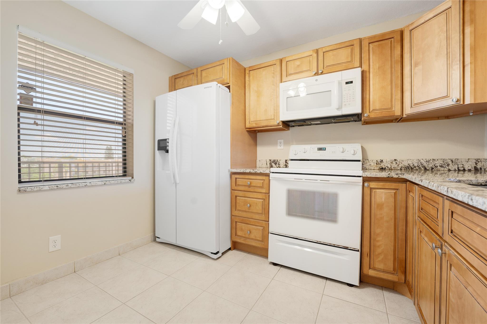 Sunrise Lakes - Residential