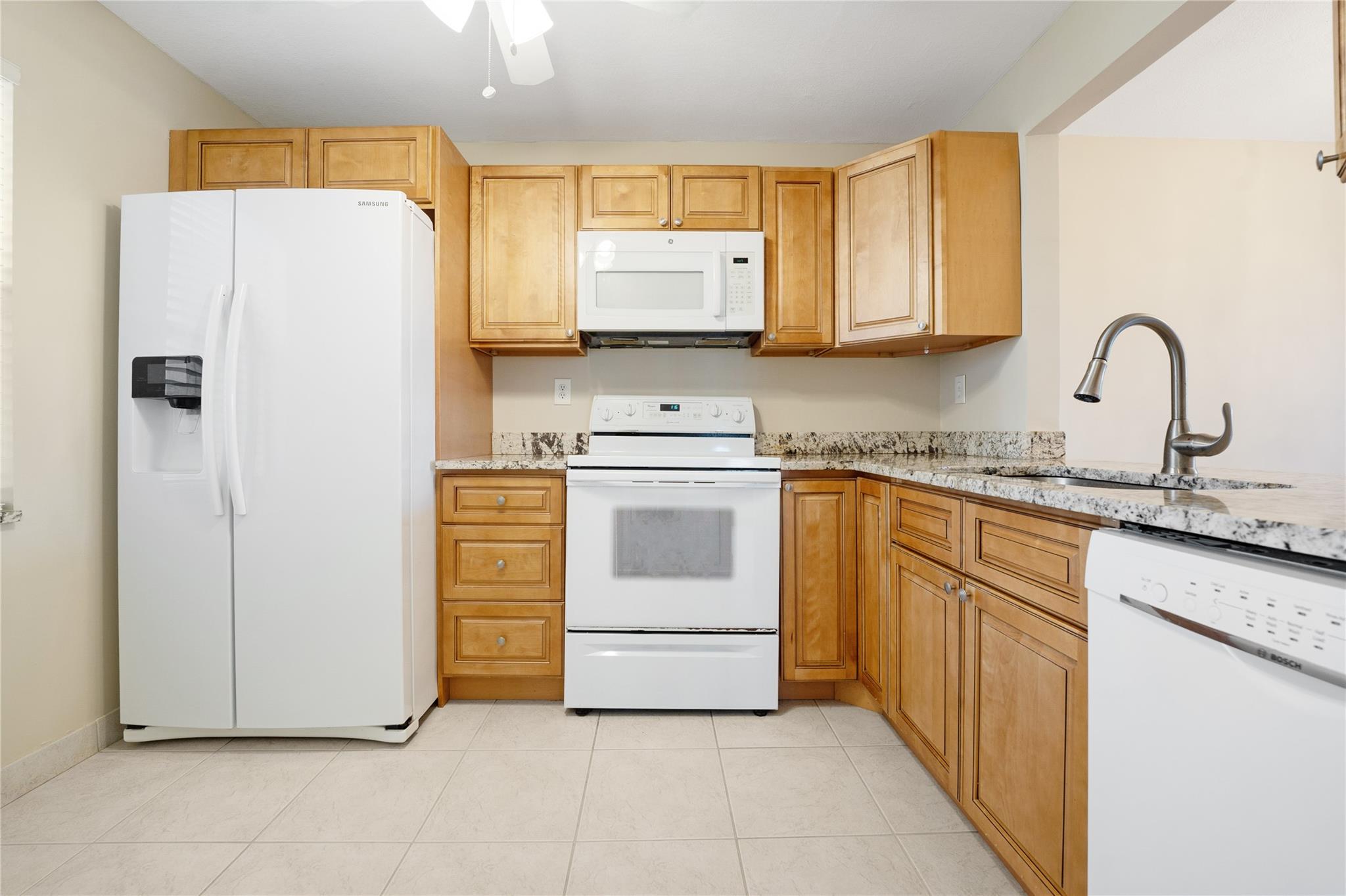 Sunrise Lakes - Residential