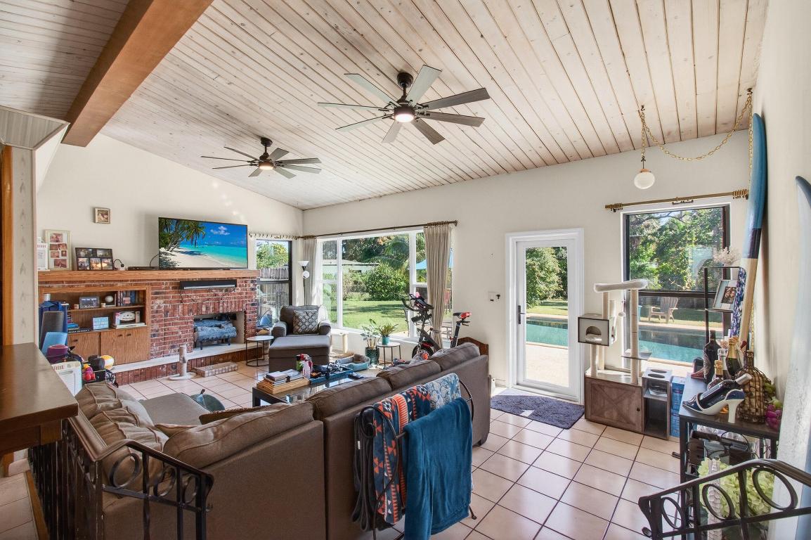 THORBURY HGTS IN - Residential