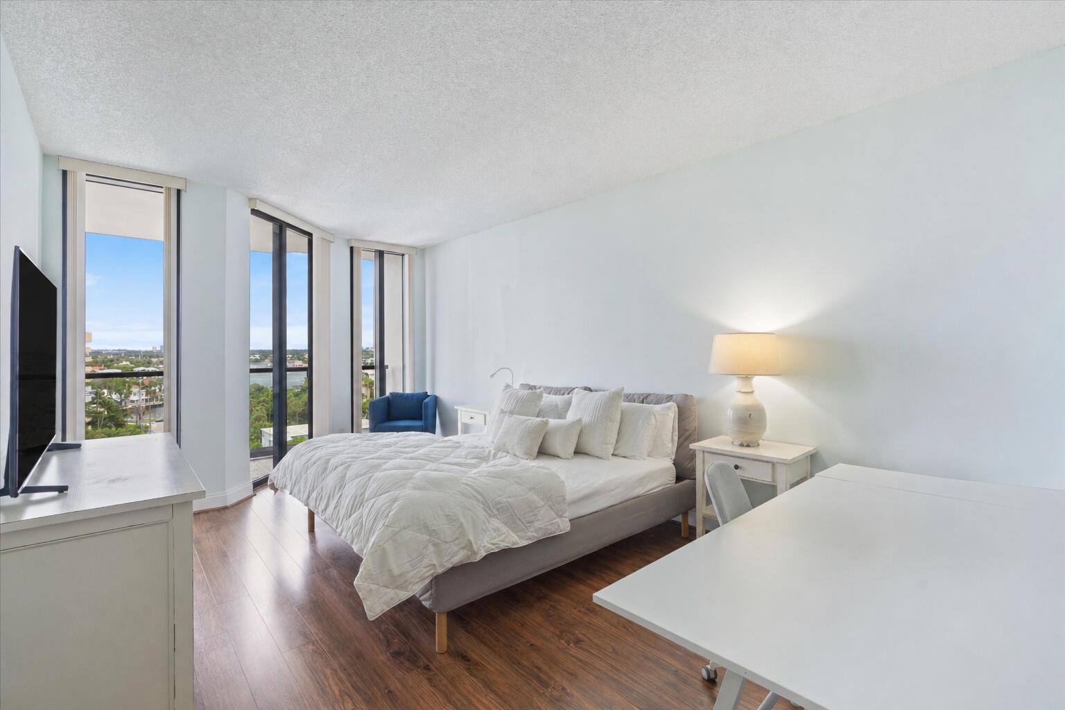 CRITERION CONDO - Residential