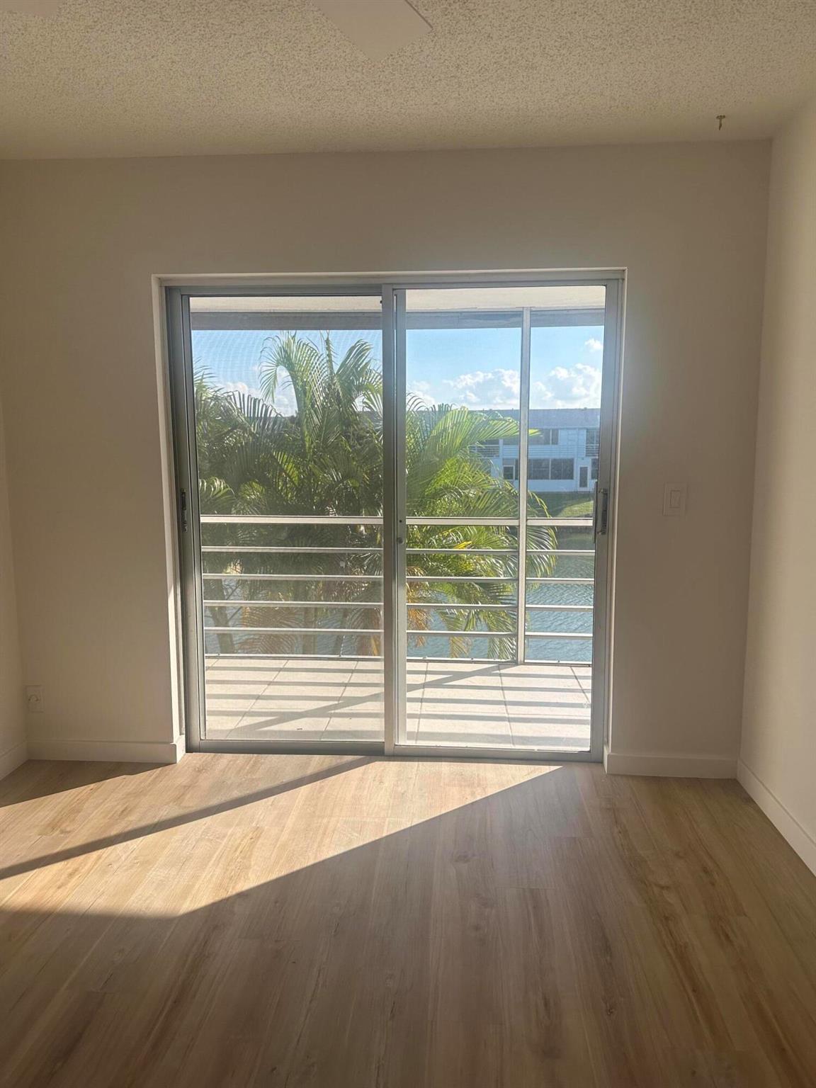 NORTHAMPTON CONDOS - Residential Lease