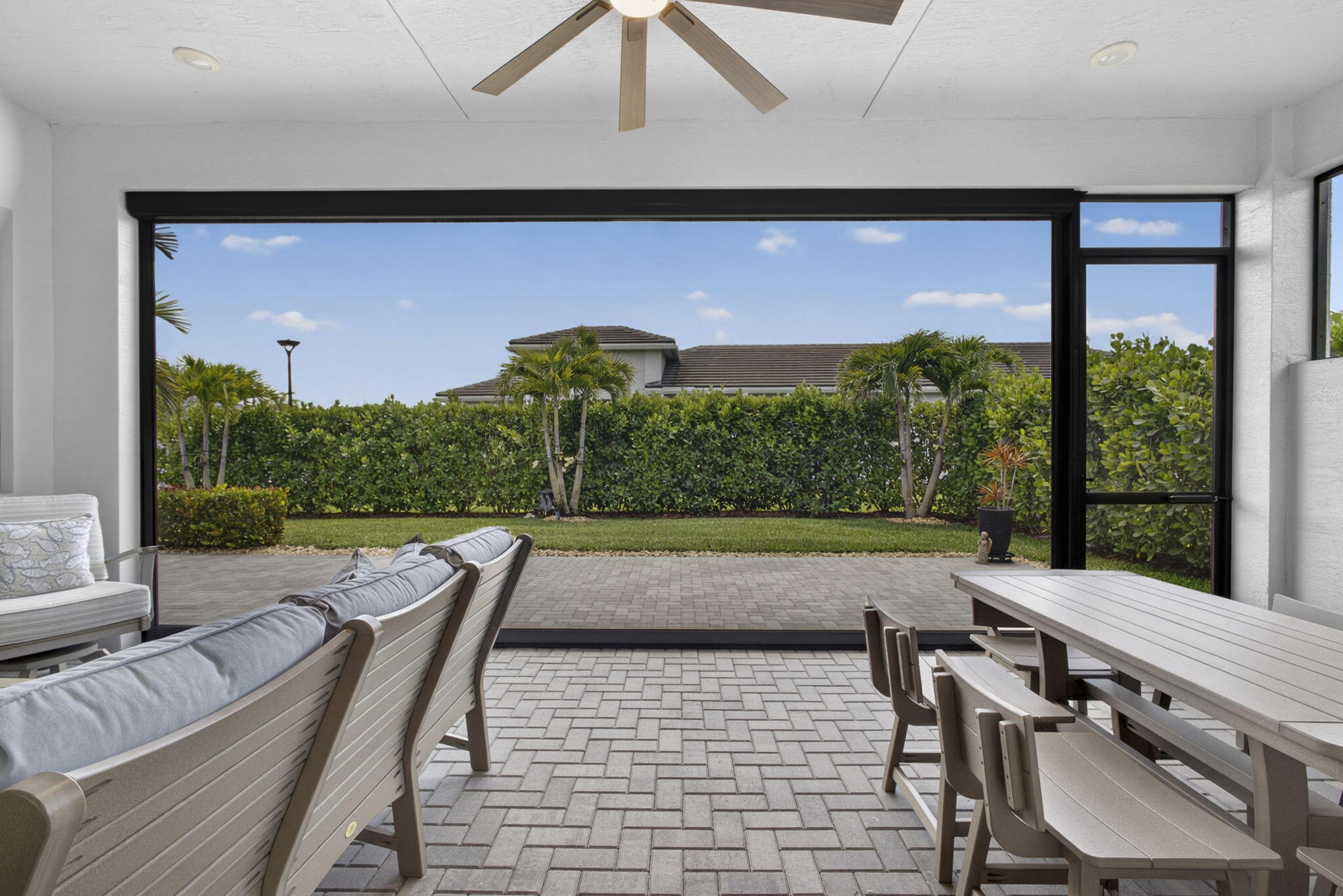 CRESSWIND PALM BEACH PHASE 3 - Residential