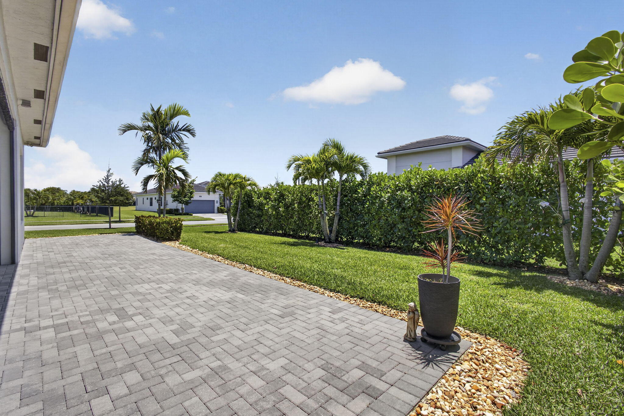 CRESSWIND PALM BEACH PHASE 3 - Residential