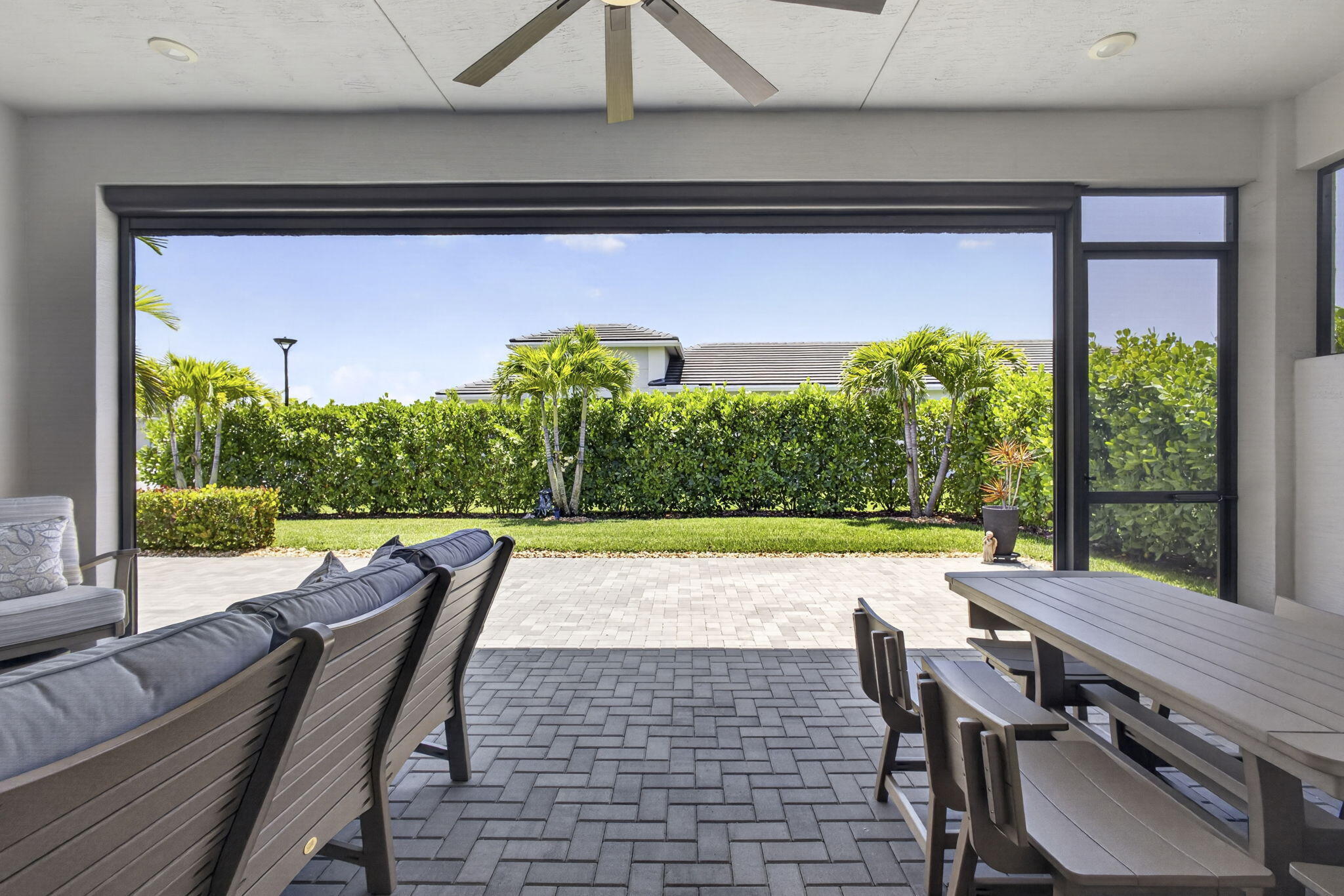 CRESSWIND PALM BEACH PHASE 3 - Residential