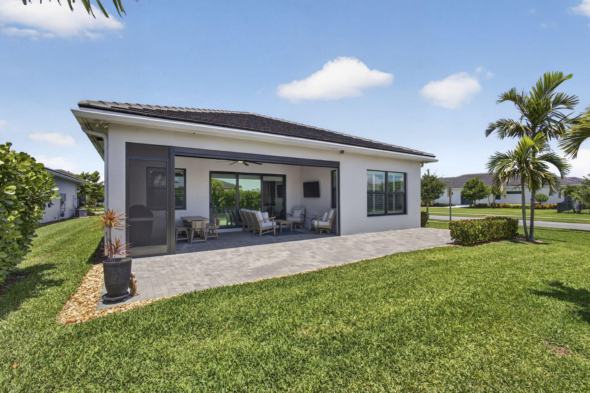 CRESSWIND PALM BEACH PHASE 3 - Residential