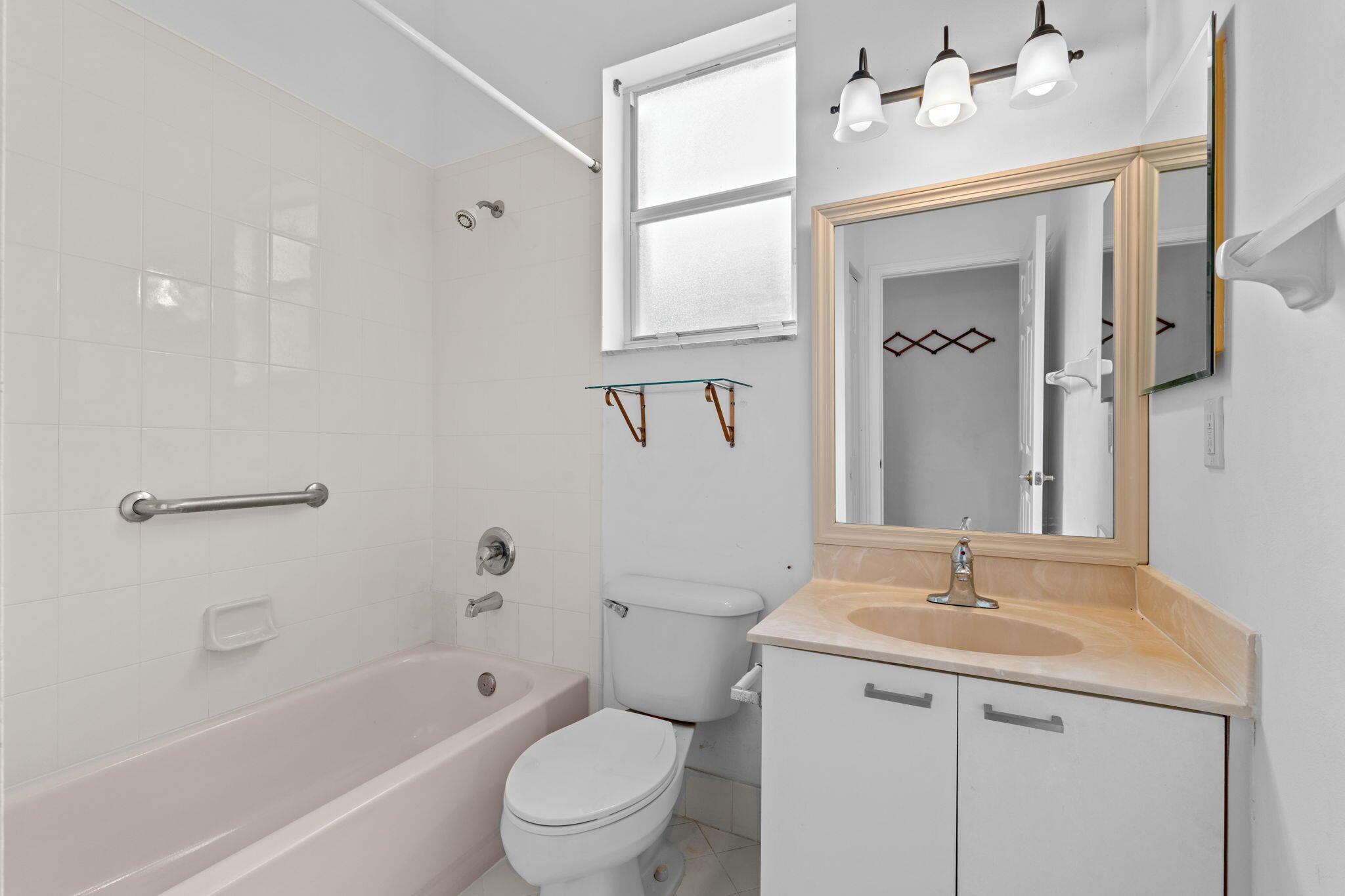 MADISON GREEN - Residential Lease
